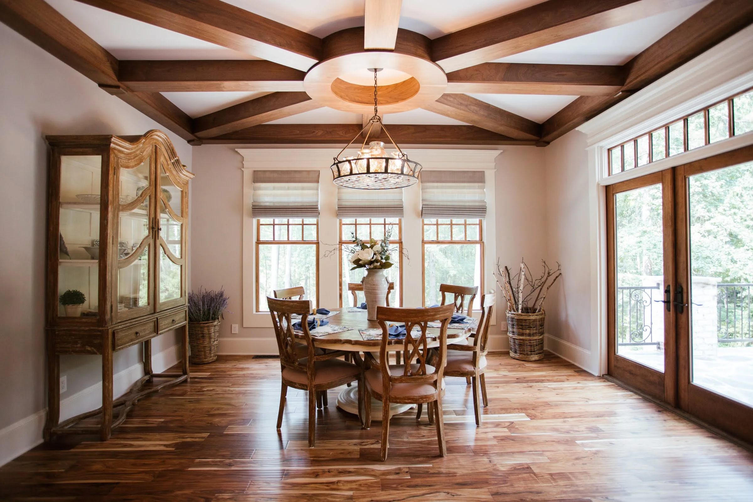 Builder: Kelley Mahoney Wood Species: Select Black Walnut