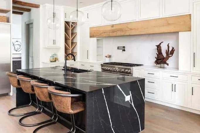 Source: Becki Owens Wood Species: Unknown but most likely Rustic White Oak