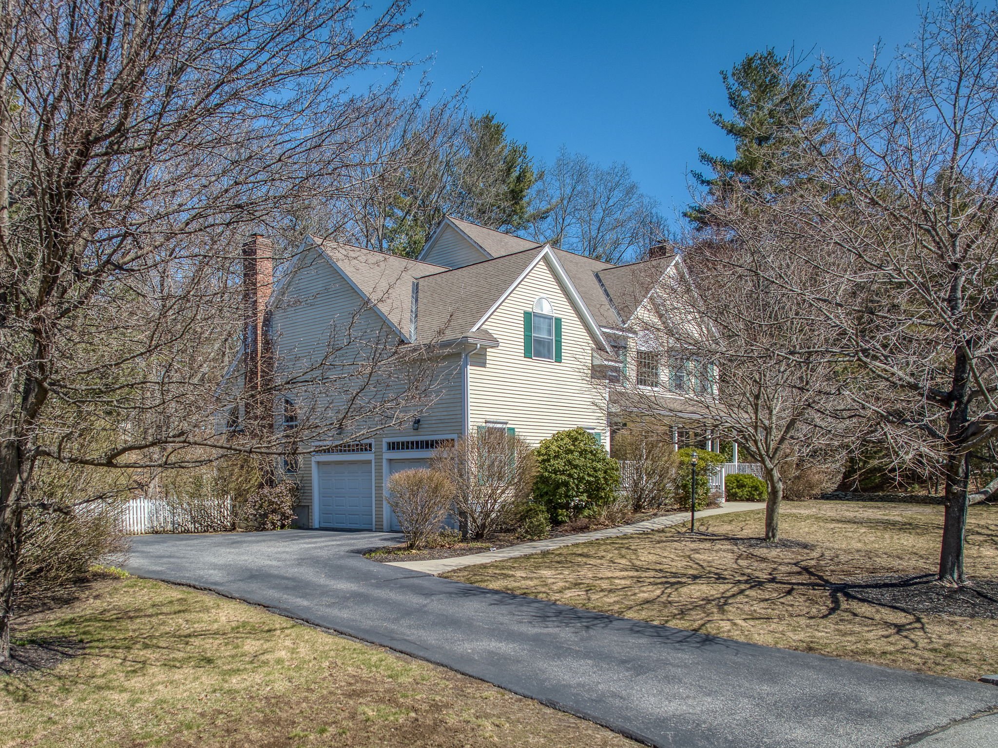 5-web-or-mls-1CopelandDrive-05.jpg