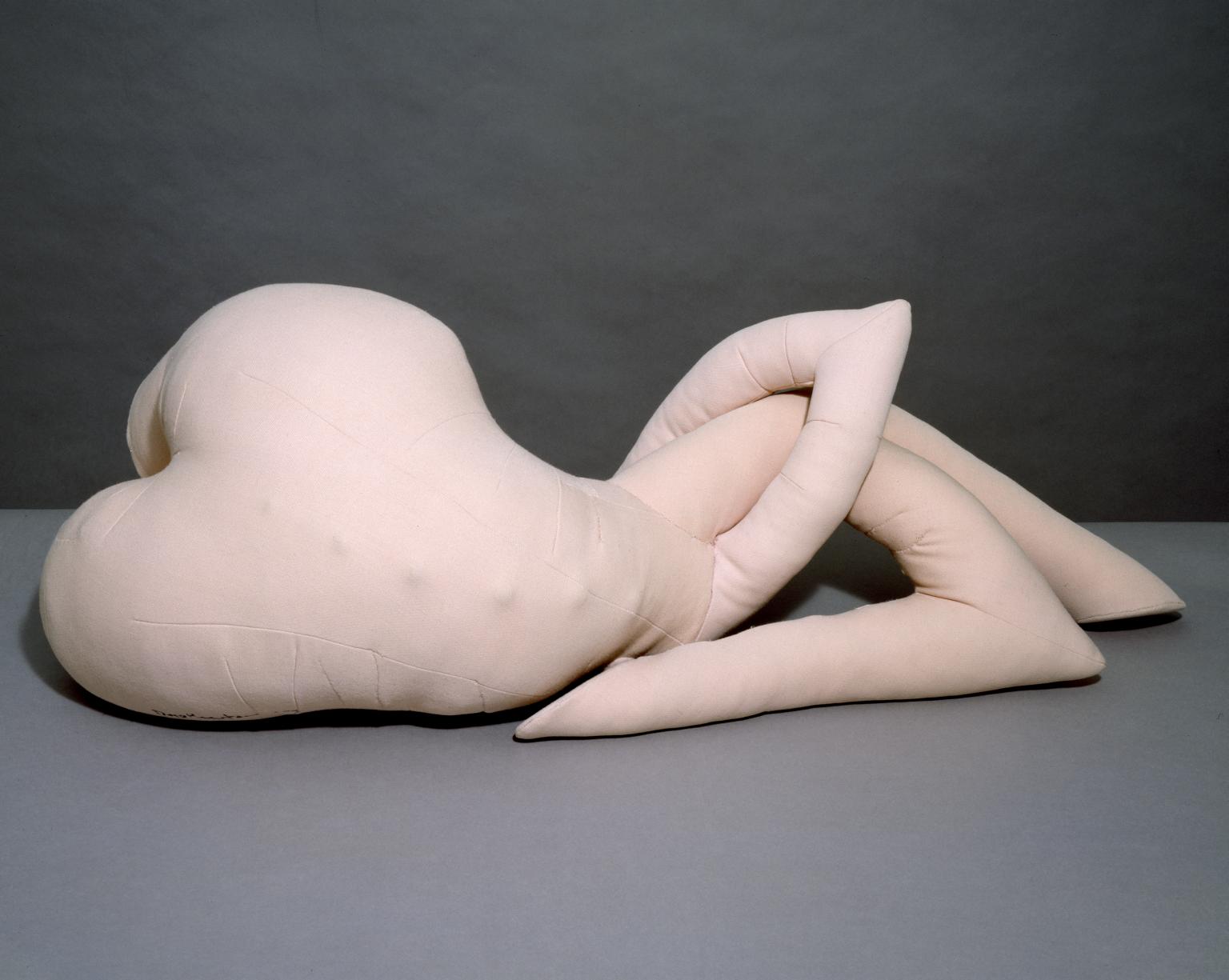Dorothea Tanning, Nue couchée, 1969-70