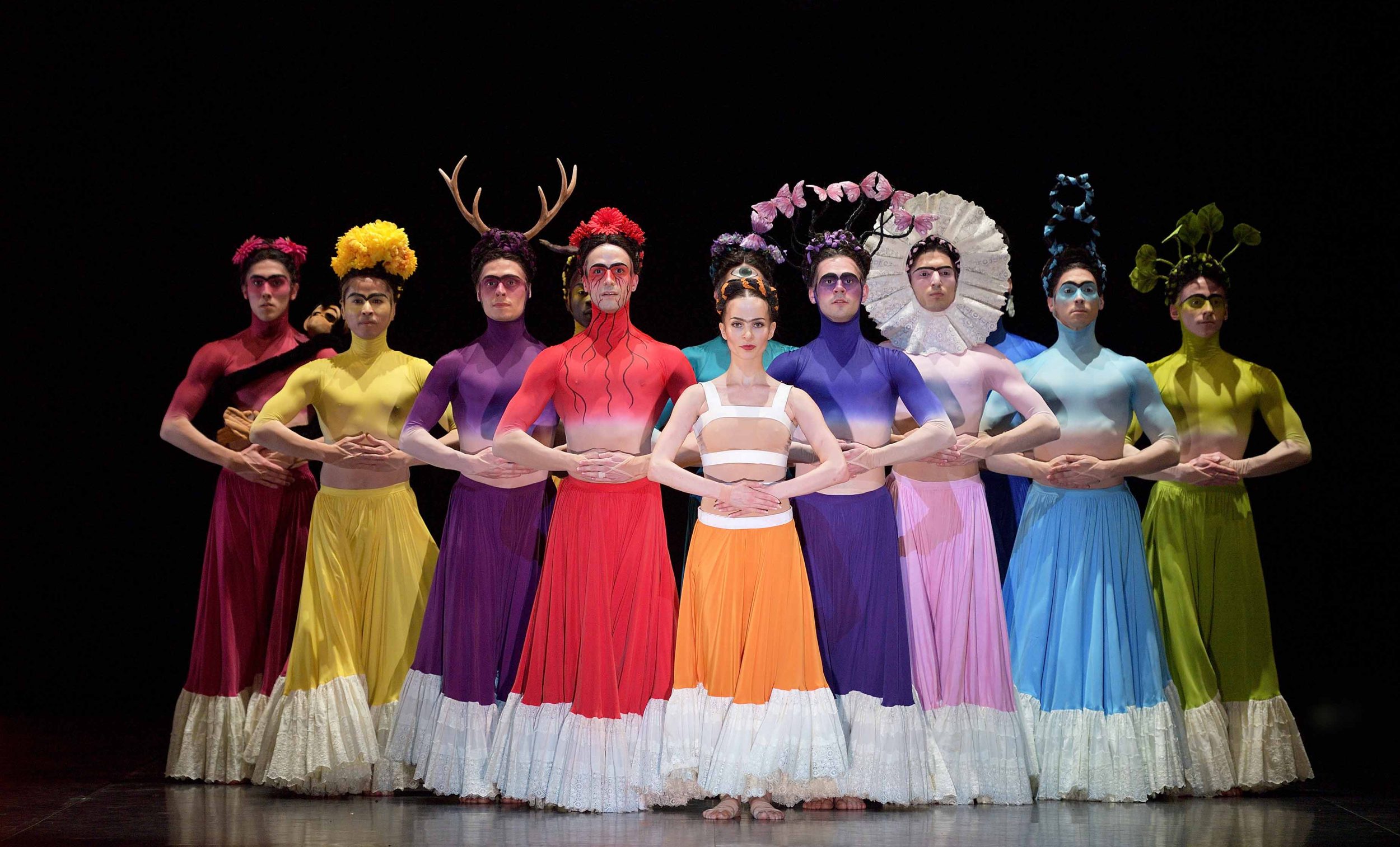 WEB-Katja-Khaniukova-as-Frida-with-ENB-Artists-in-Annabelle-Lopez-Ochoas-Broken-Wings-c-Laurent-Liotardo-2500x1514.jpg