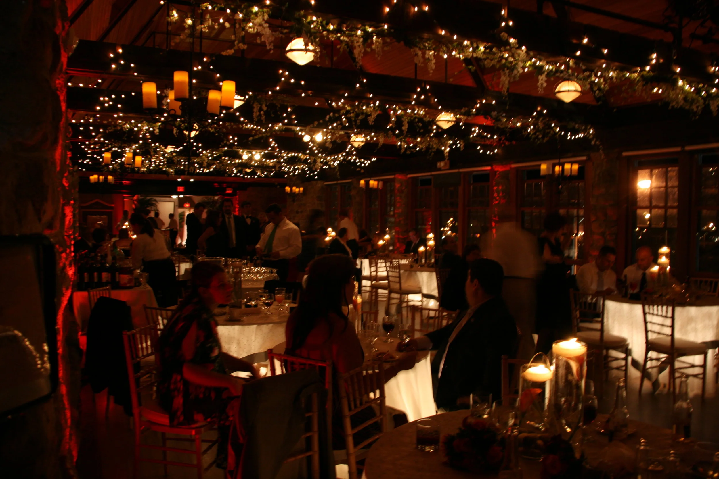 Towers uplighting & undertable lights 3.JPG