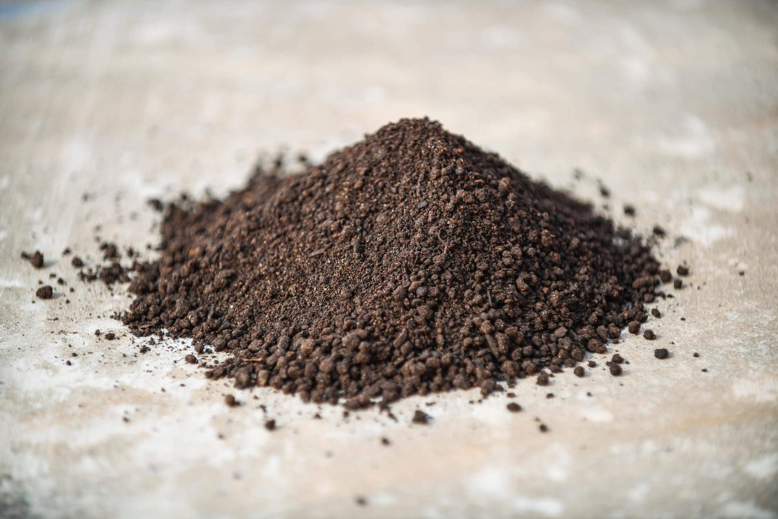 Aged_manure.jpg