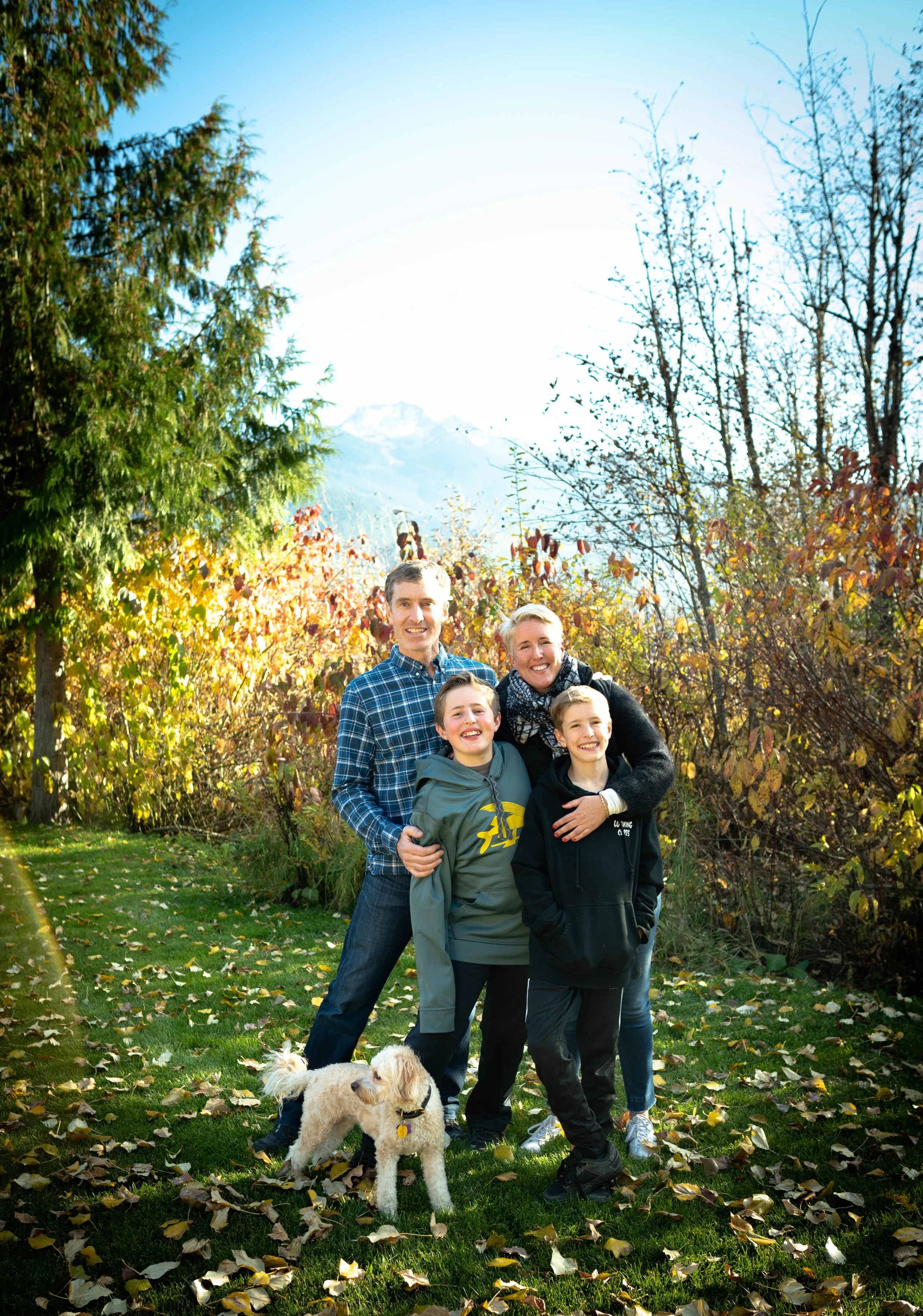 18.10 BLACK-0261.jpg