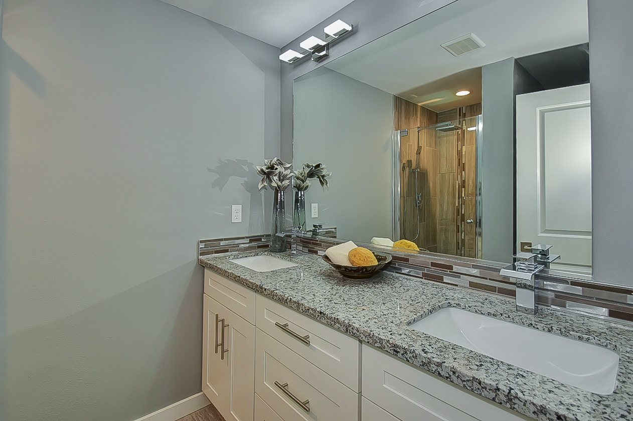 026_Master Bathroom .jpg