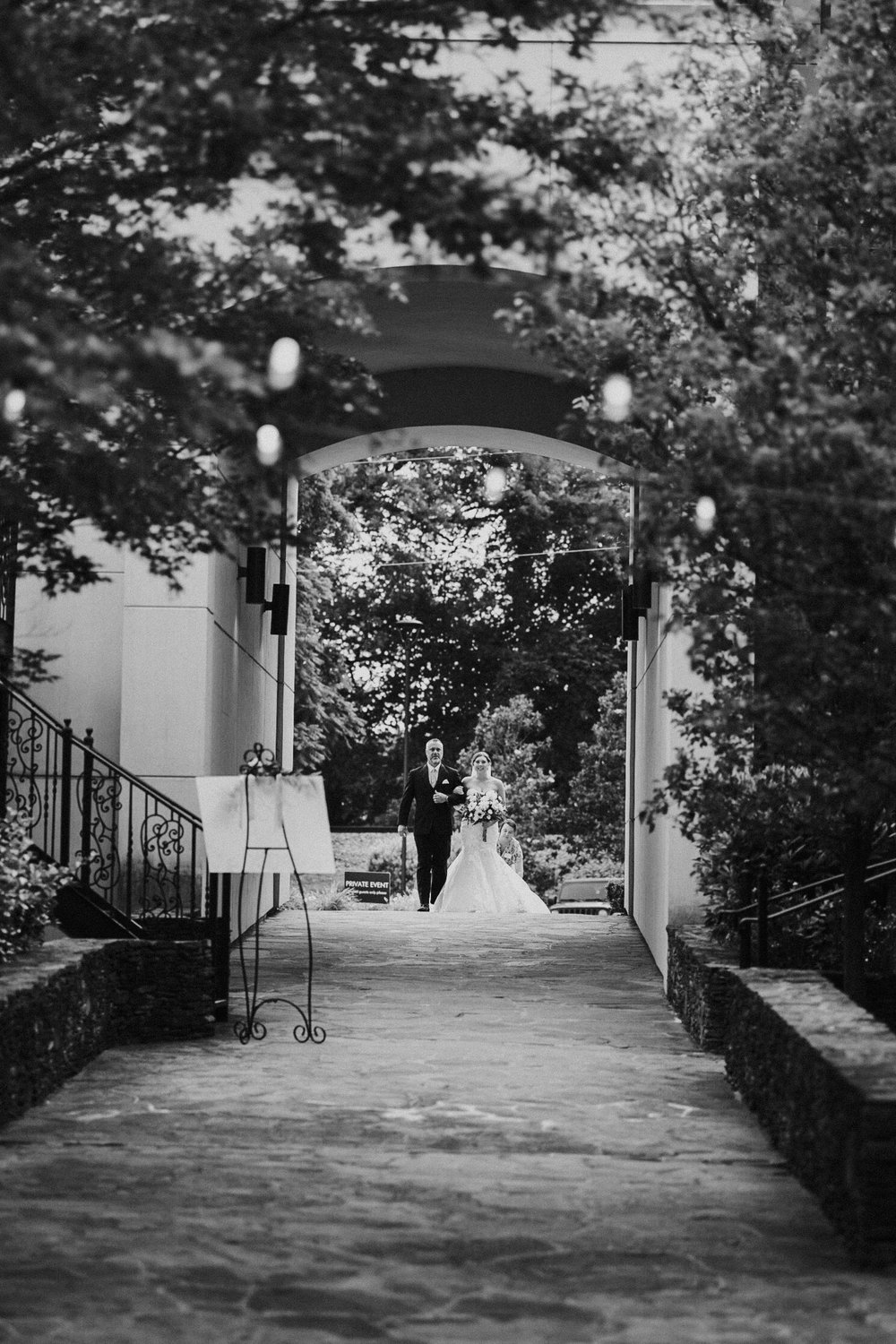 CharlottePhotographer_KatieClintGettingCeremony_ThinSpaces-57.jpg