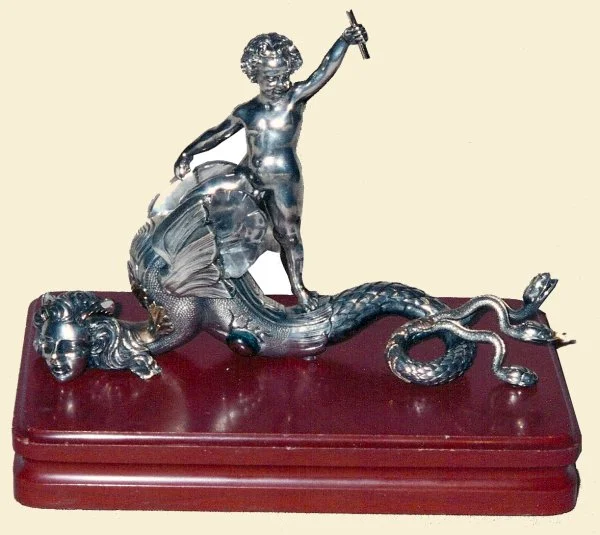 "Putto trionfante"