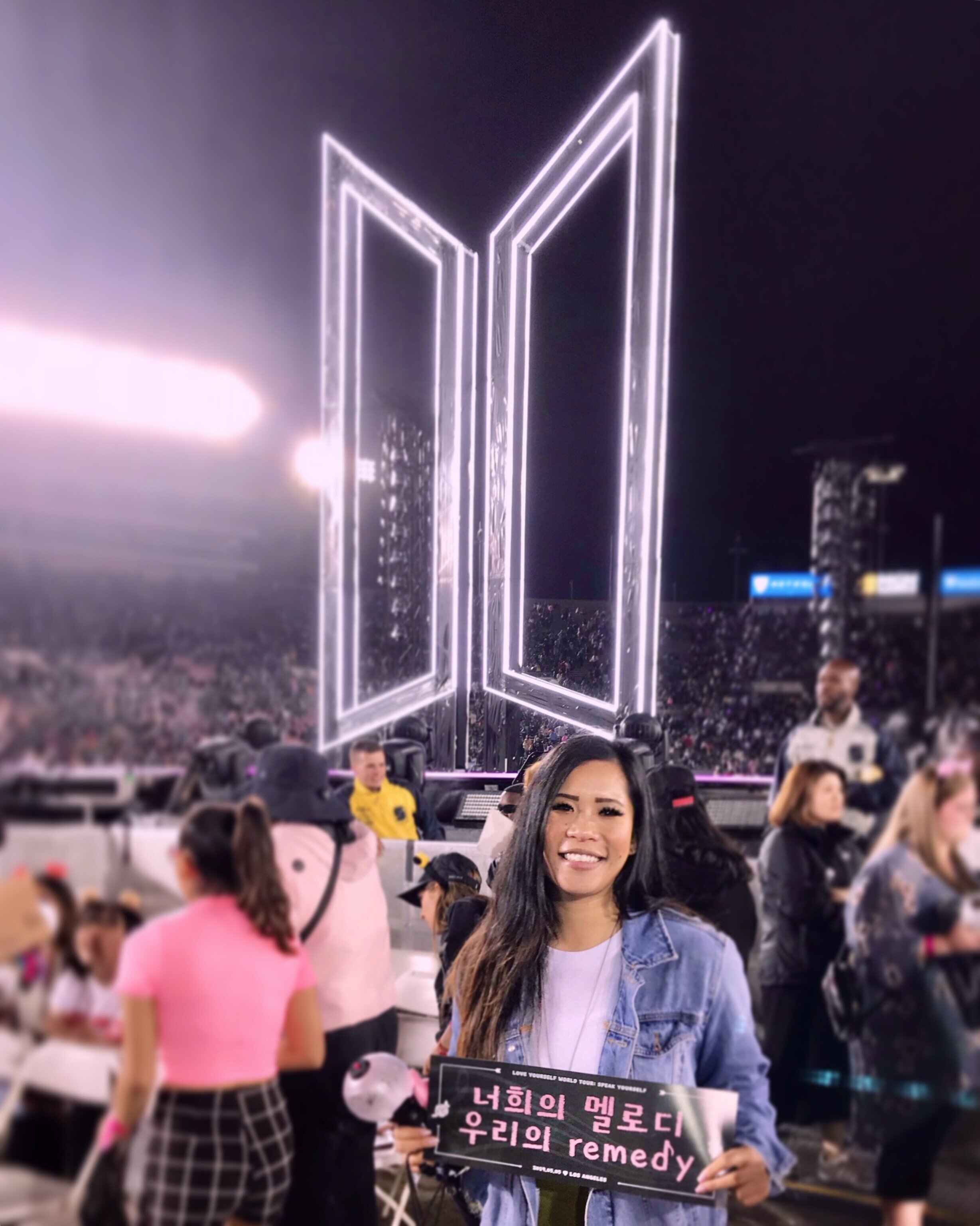 BTS: An ARMY got a proposal at the PTD Las Vegas concert and it's