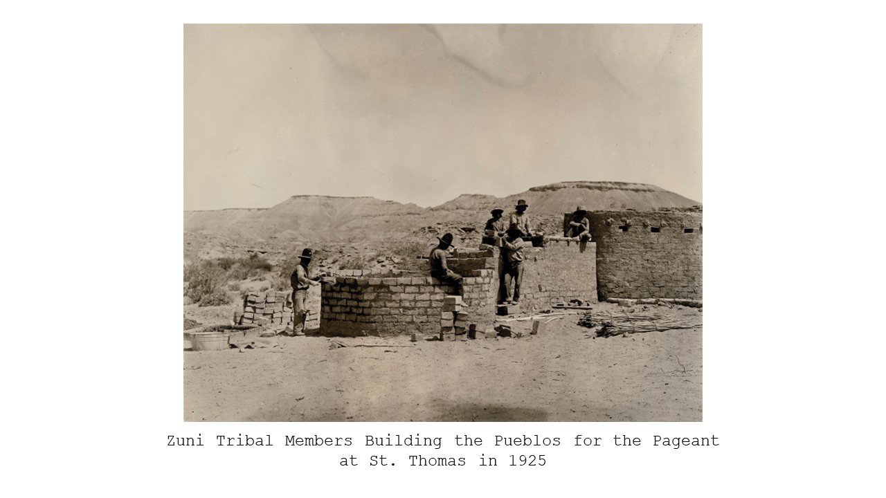 2_Zuni_Tribal_Members_Building_Pueblos_1925.jpg