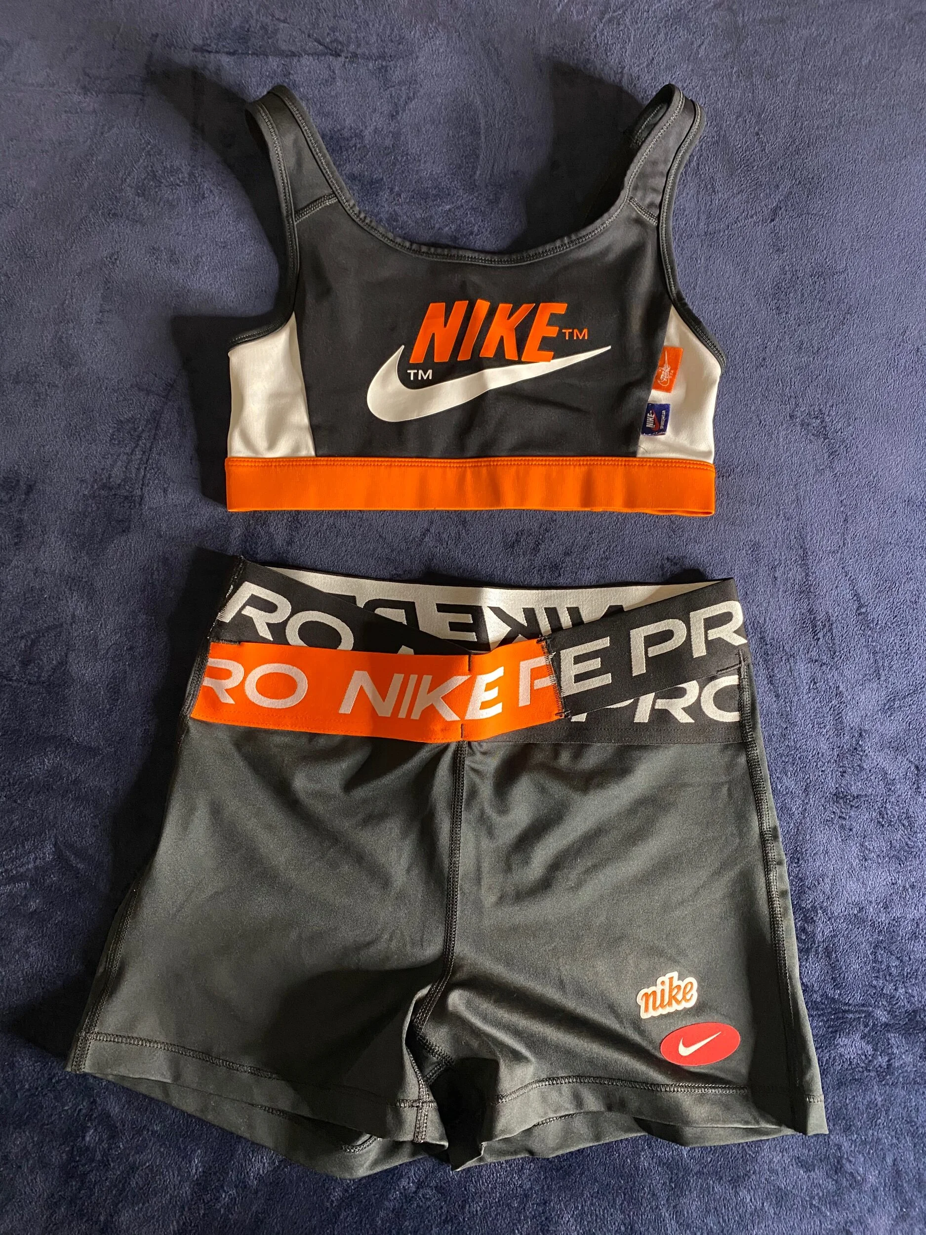 03DDBFC4-7CF5-4449-8DA7-C8153157CF1E