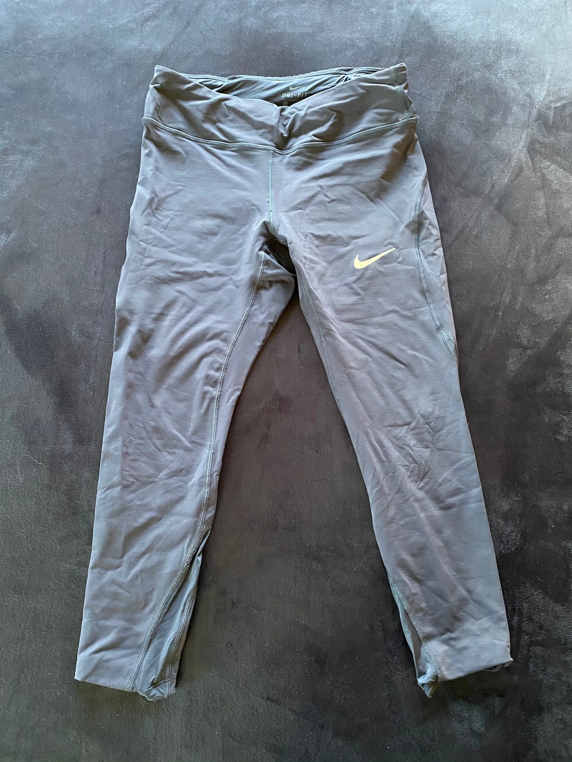 CFE6CFE8-5CDA-4BFD-A13B-7E5E16A0BB38