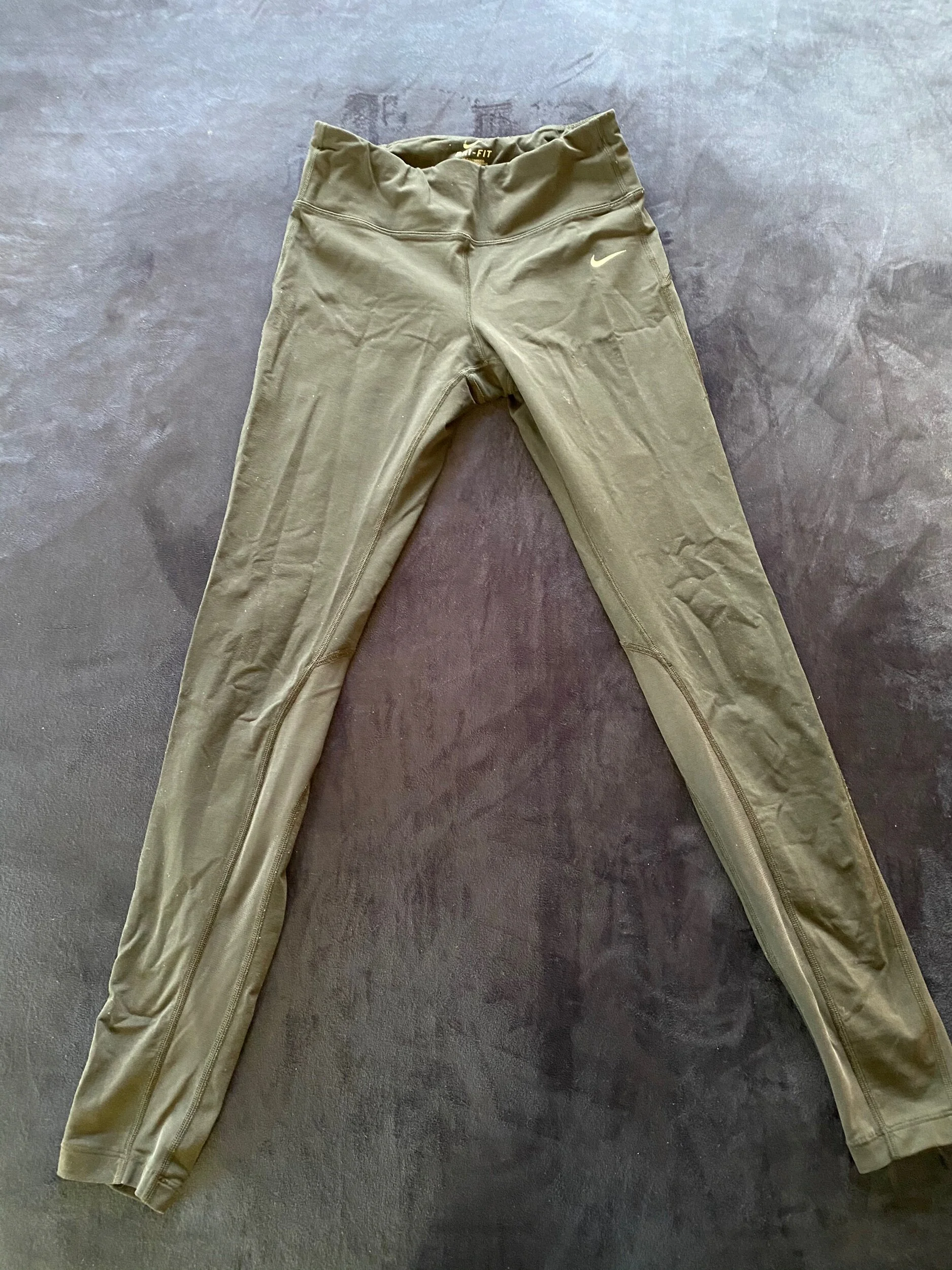 8B1208D1-044D-41C5-B48B-93639E282EE0