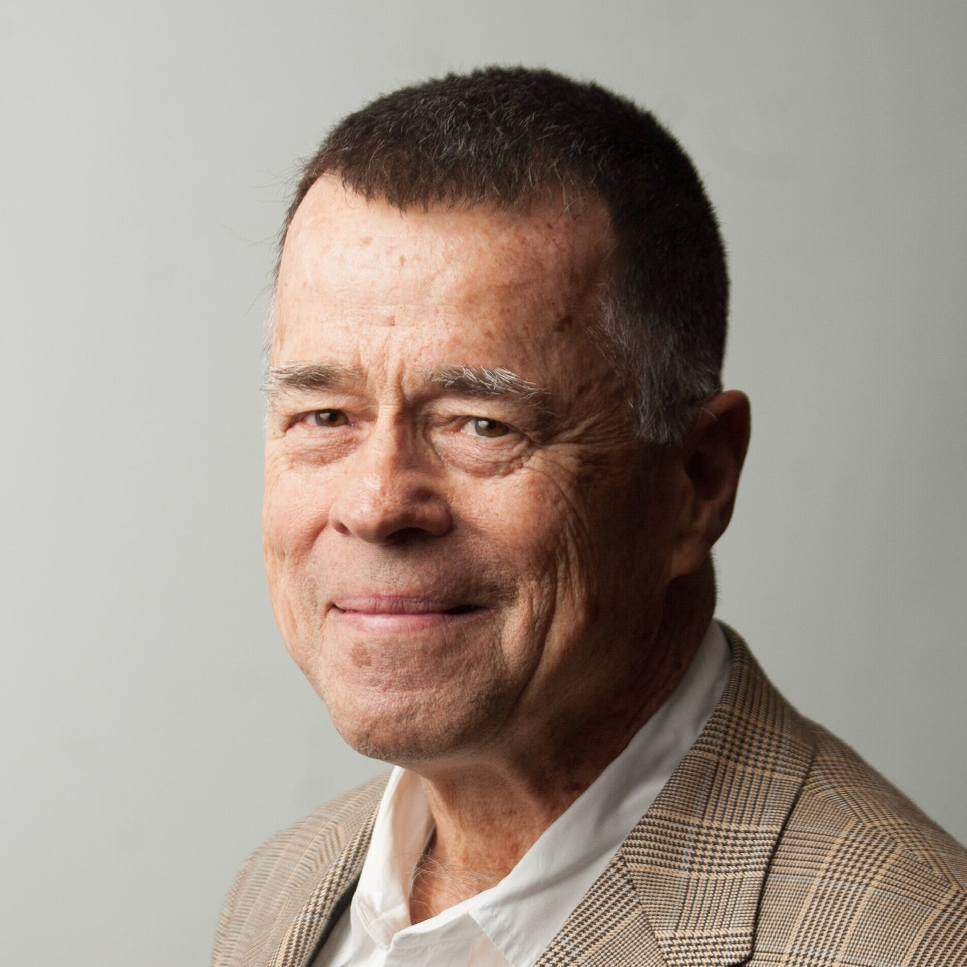 BOB PAVEY 
