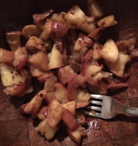 Sautéed Apples with Cinnamon ( Apple Pie)