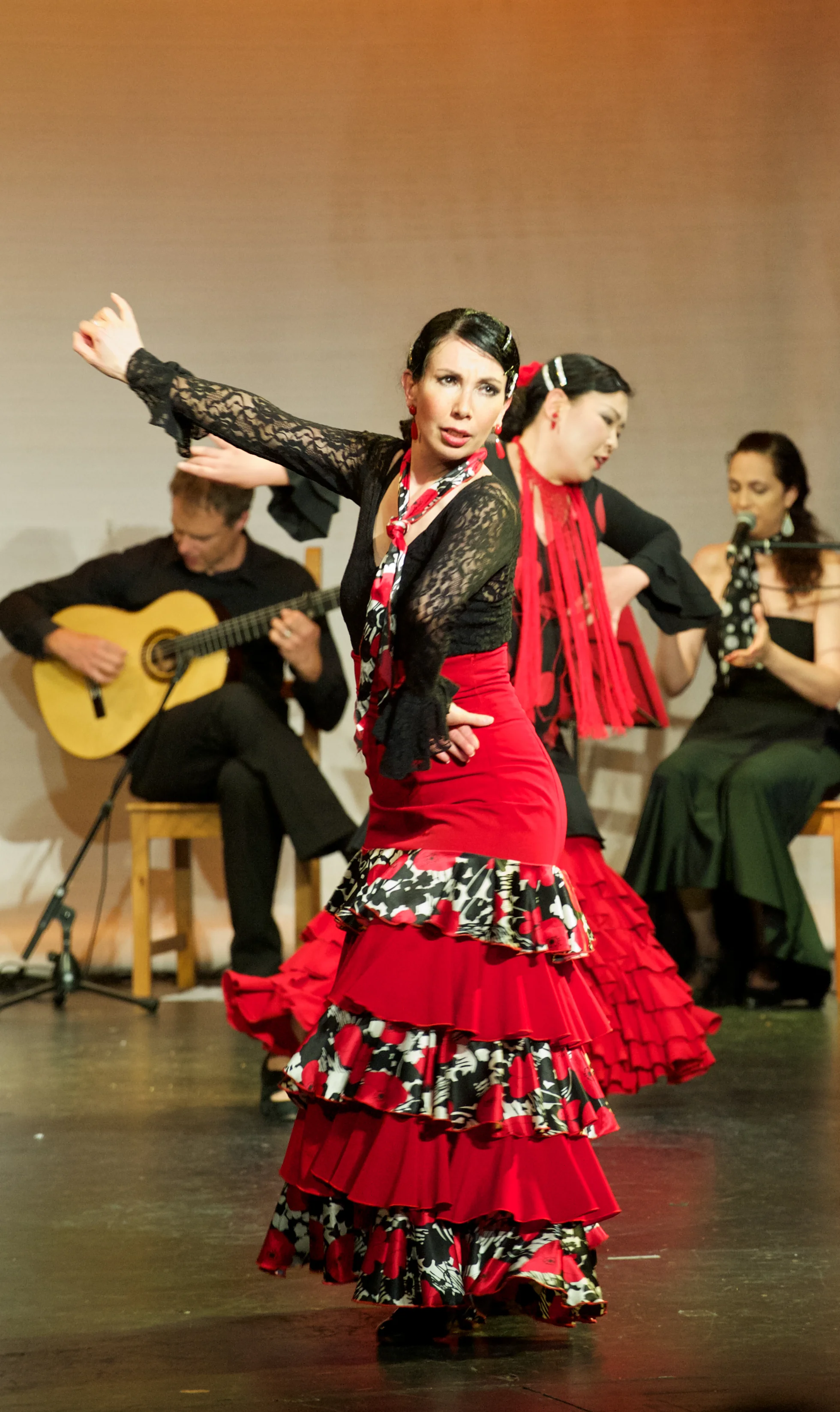 Susi Masi, Aloysius Leeson, Studio Flamenco