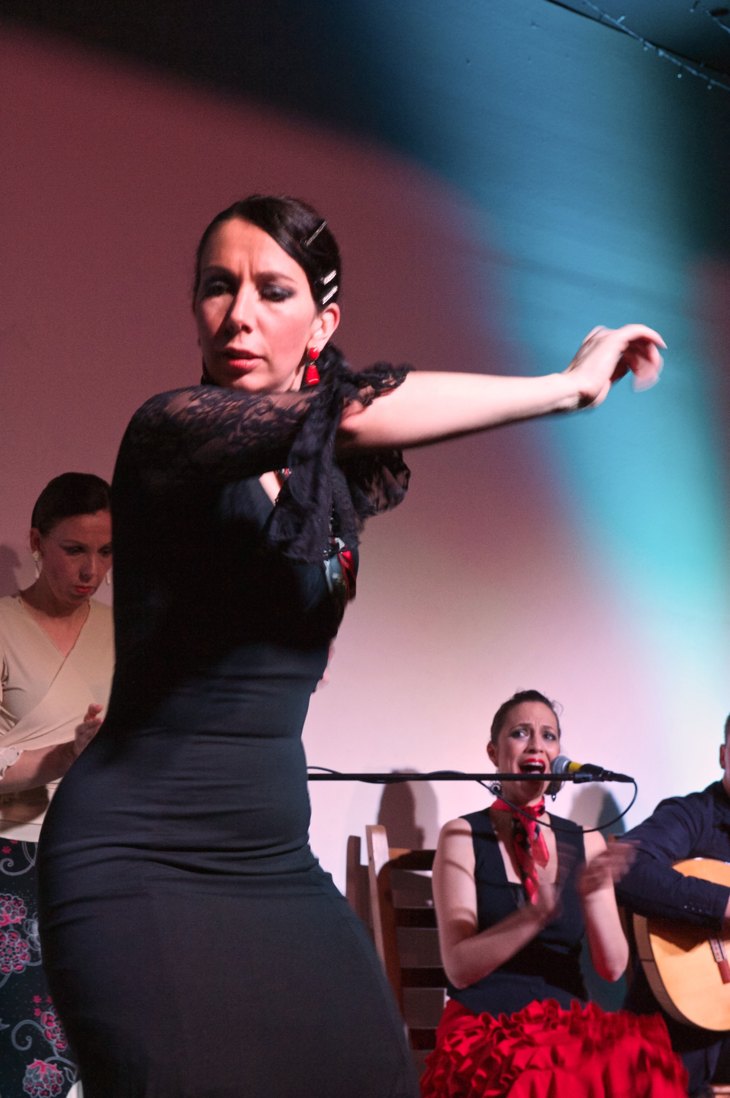 Susi Masi, Zoe Velez, Studio Flamenco