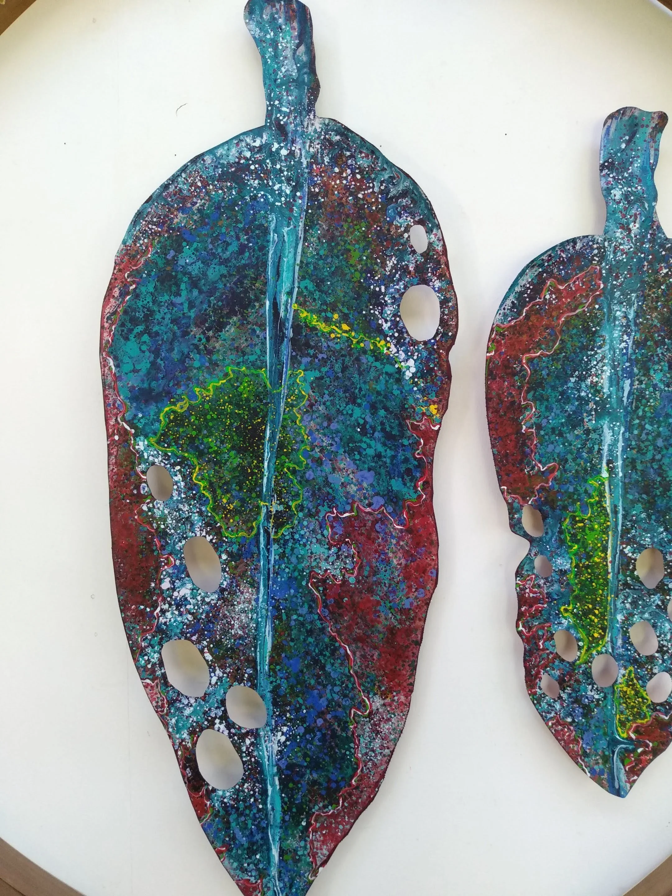 10% off - XLarge Pohutukawa Leaf Sculpture - Blues/Reds - Individual