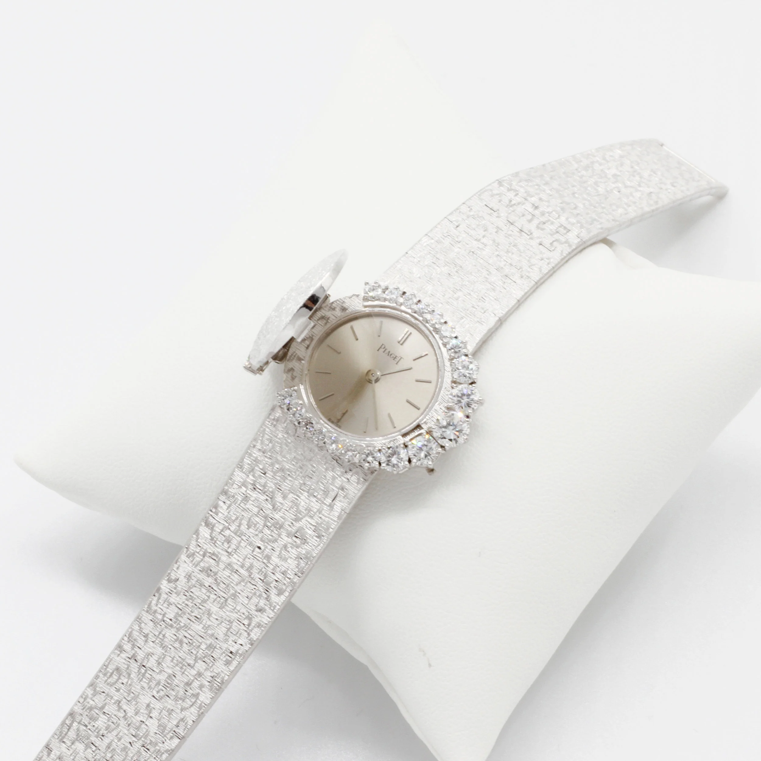 Piaget final 1-1.JPG