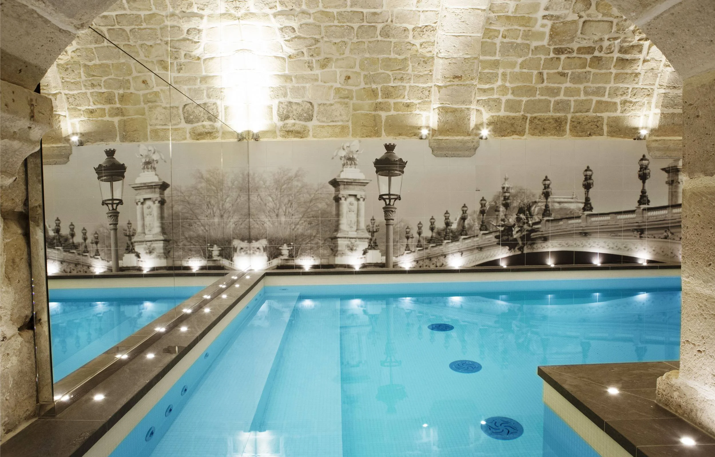 398__slideshow_xxlarge__11-piscine-4.jpeg