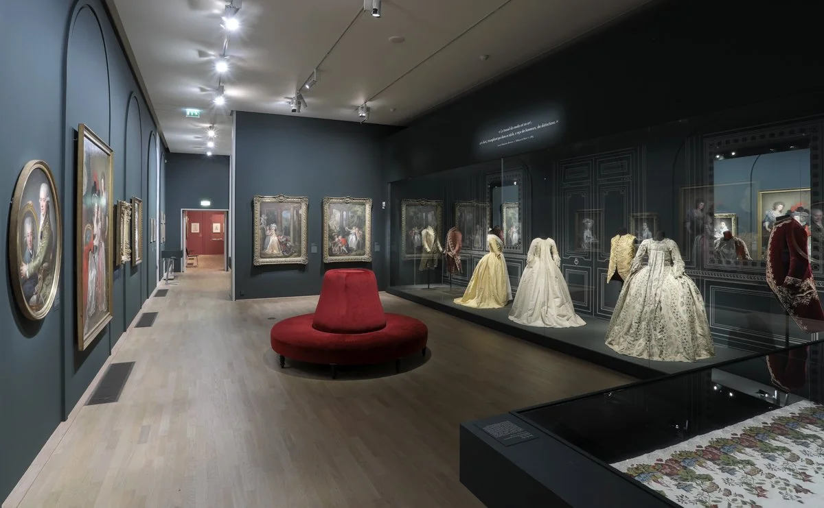 2022-05-scenographie-expo-A-la-Mode-MBA-Ph-Bornier_09 bis.JPG