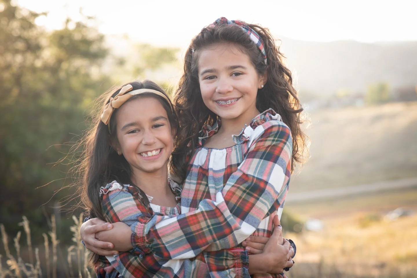The Magic of Golden Hour: Why It’s the Best Time for Family Portraits