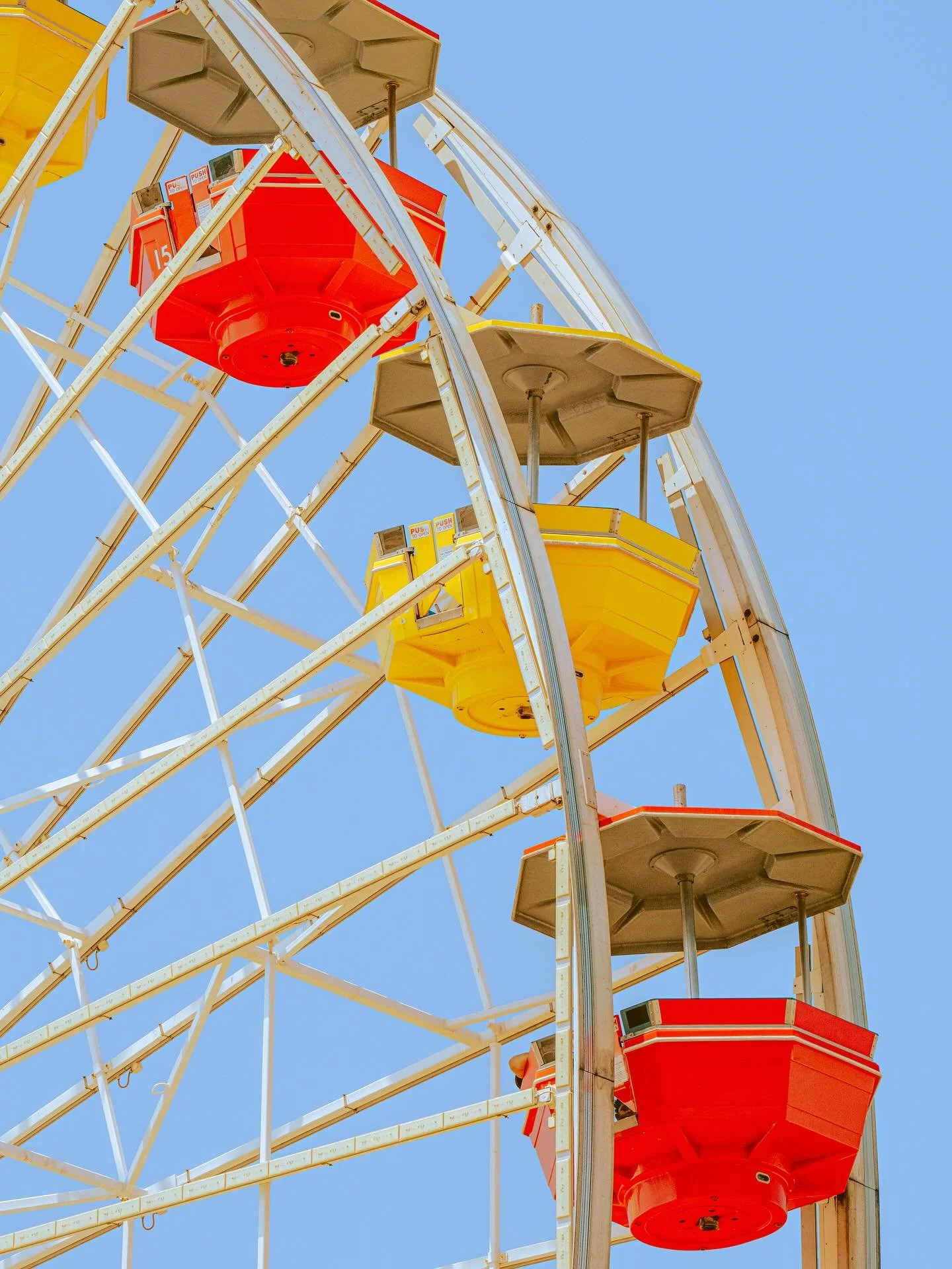 🎡 I&hellip; wheely liked the colors here&hellip; okay I&rsquo;ll see myself out 👋
