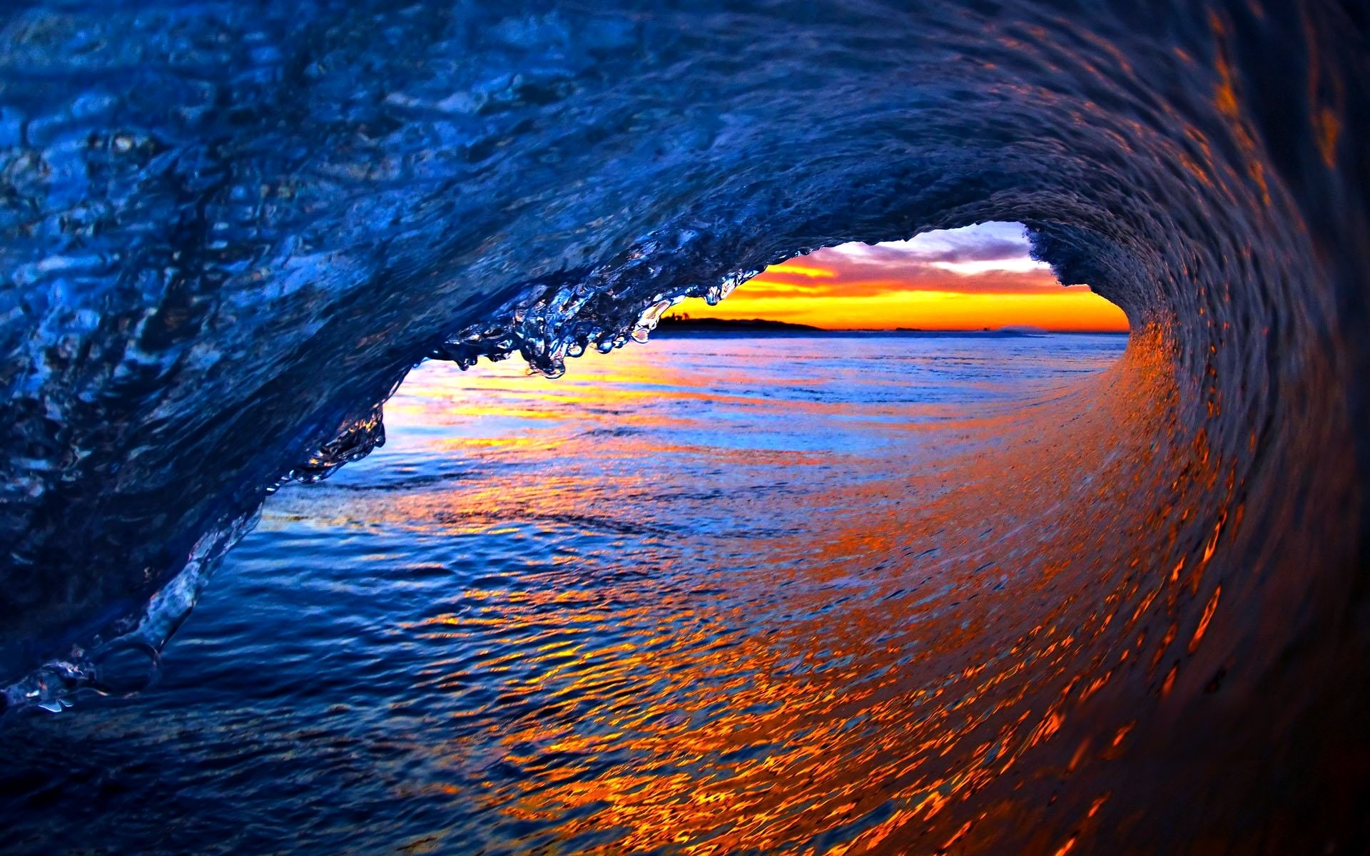 5636265-wave-wallpaper.jpg