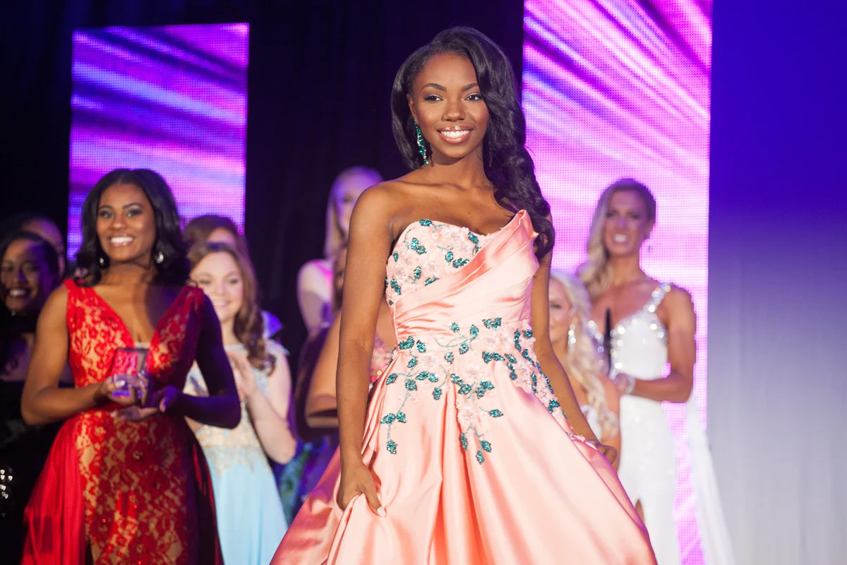 ERROLE-MissDelaware_DoubleTree-171126-1-387.jpg
