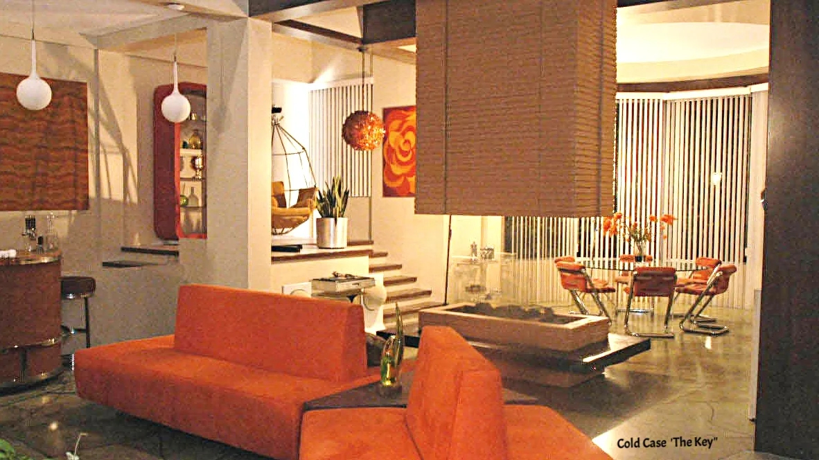 1970's swingers house.jpg