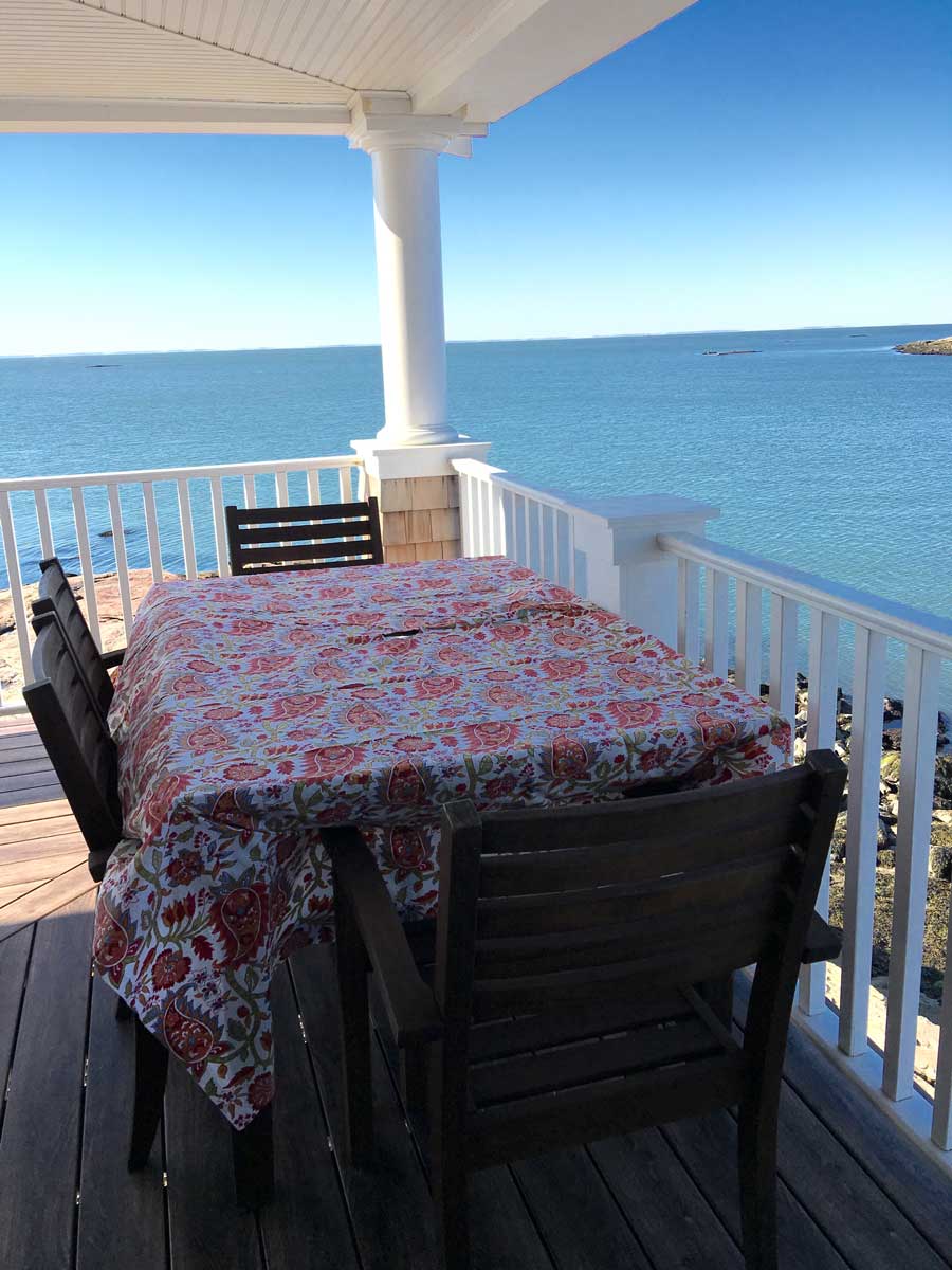 Our "new" porch furniture is yet another hand-me-down from my parents' move. 