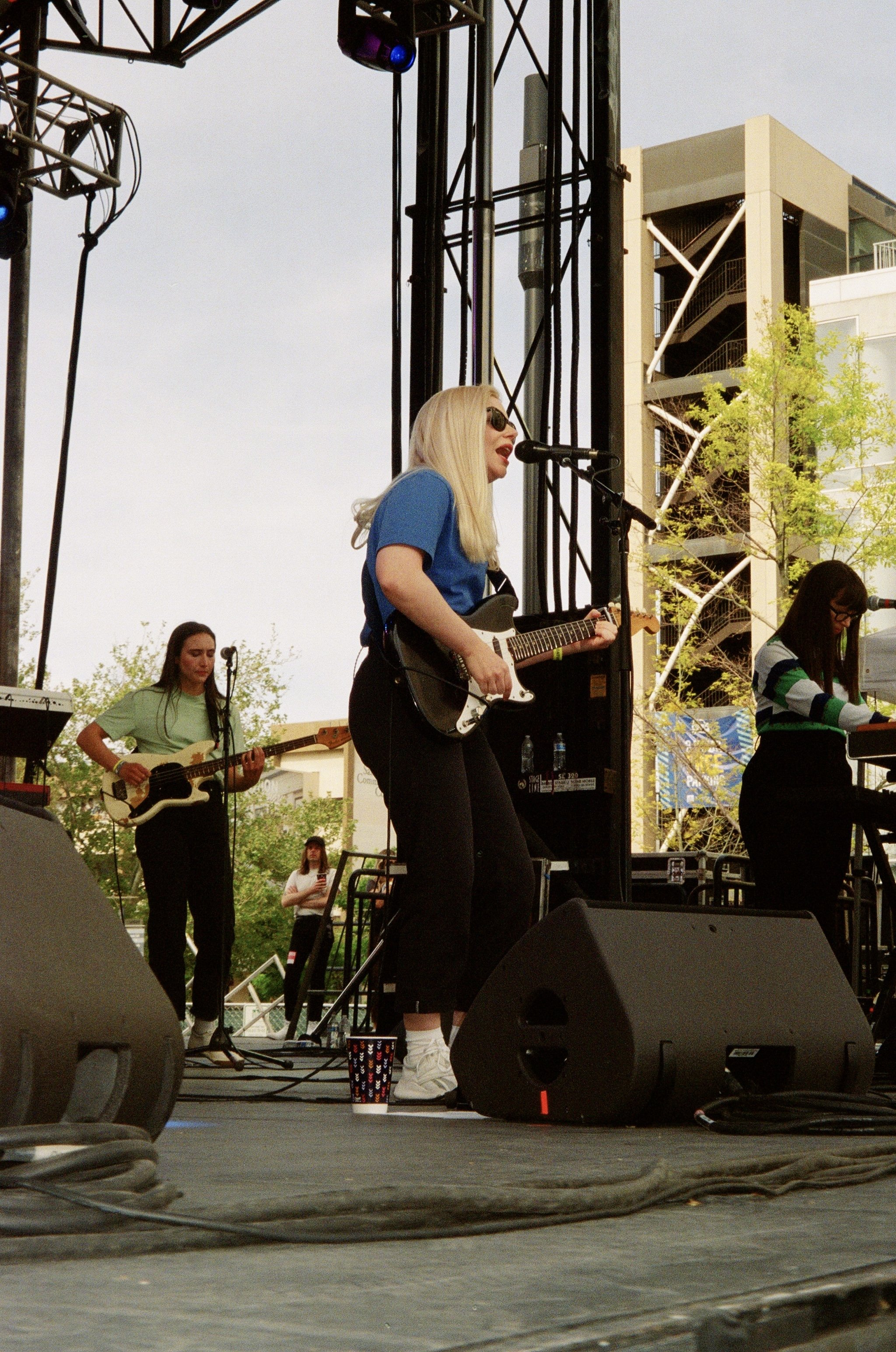 Alvvays 6.jpg