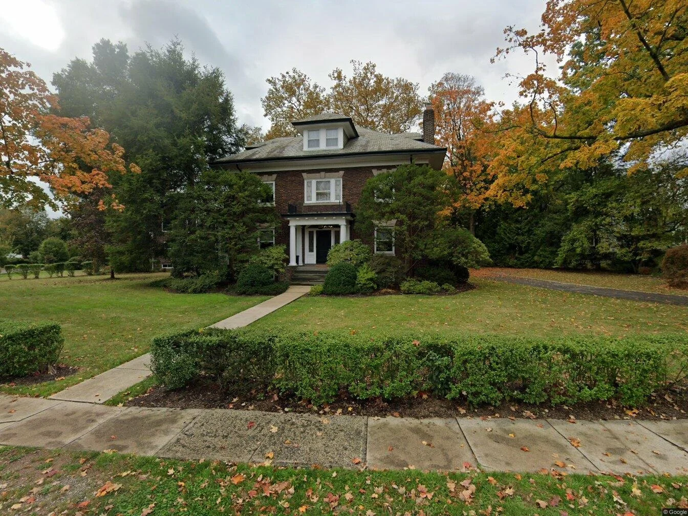 ZILLOW.COM IS MY NEW BEST FRIEND