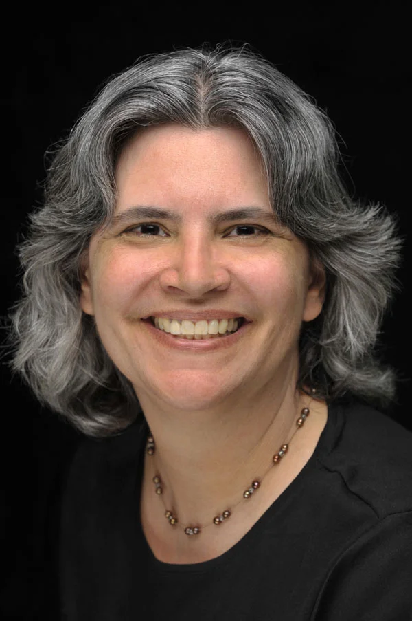 Betsy_Miller_headshot.jpg