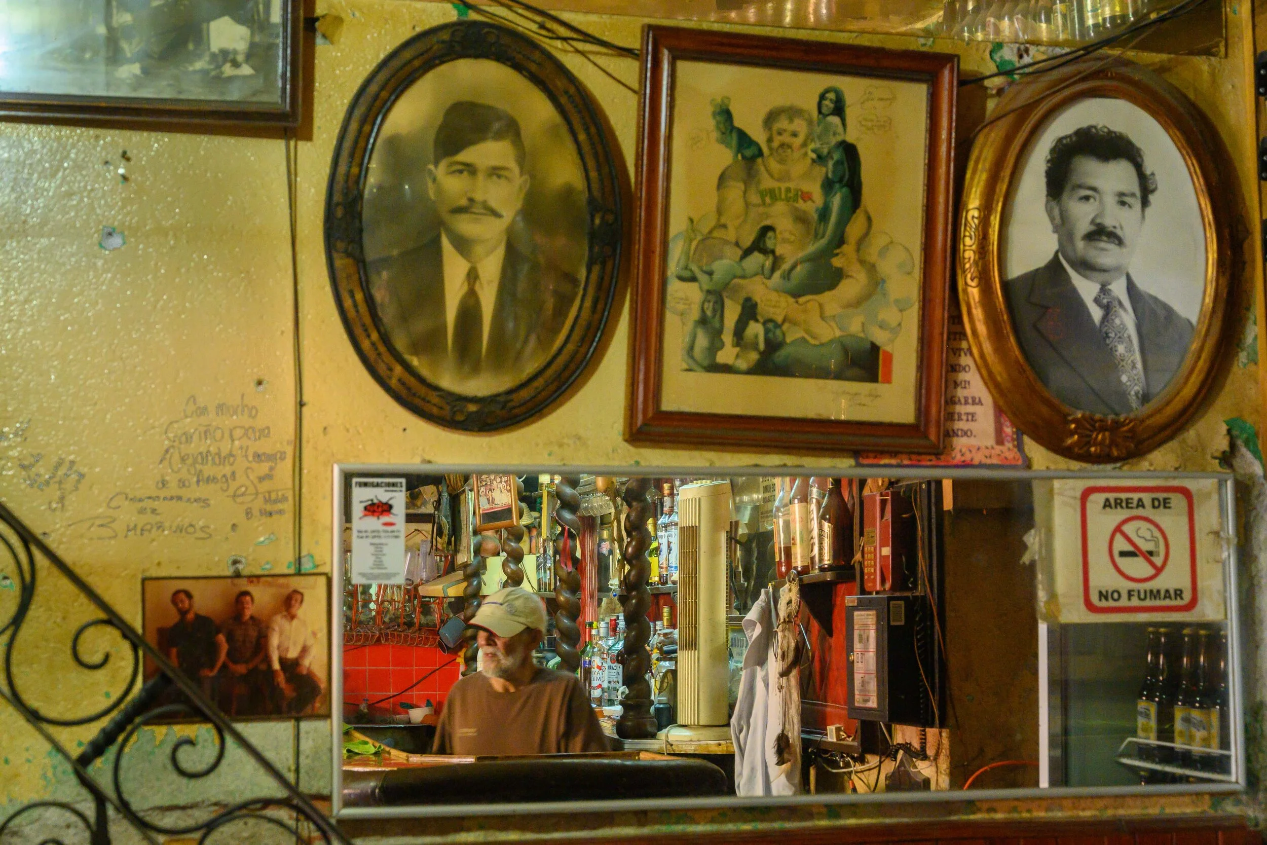 Cantina El Gato Negro