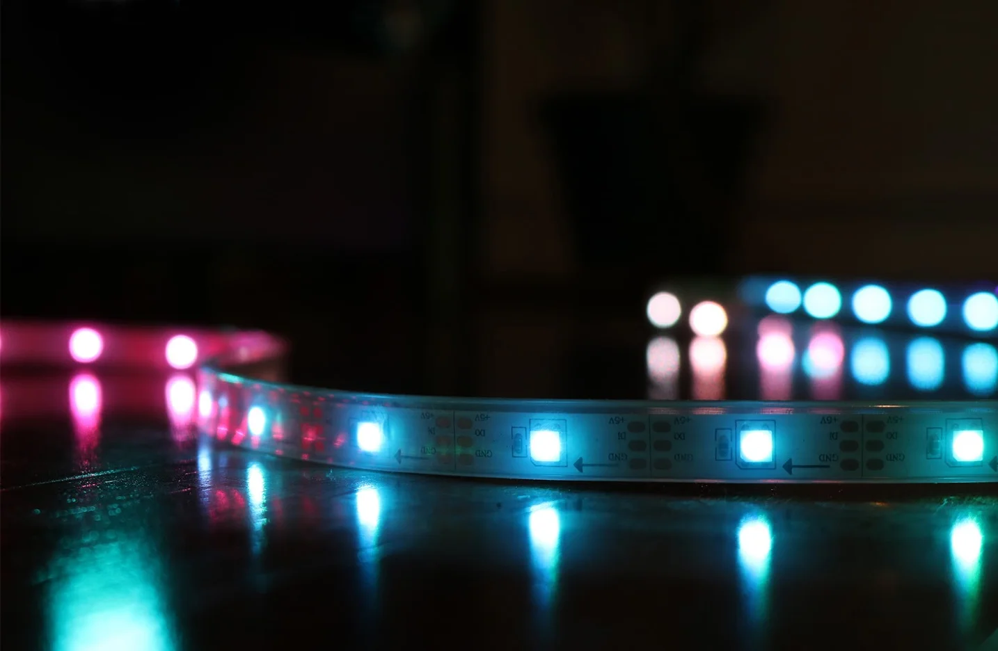 ilumi_smartStrip_04.jpg