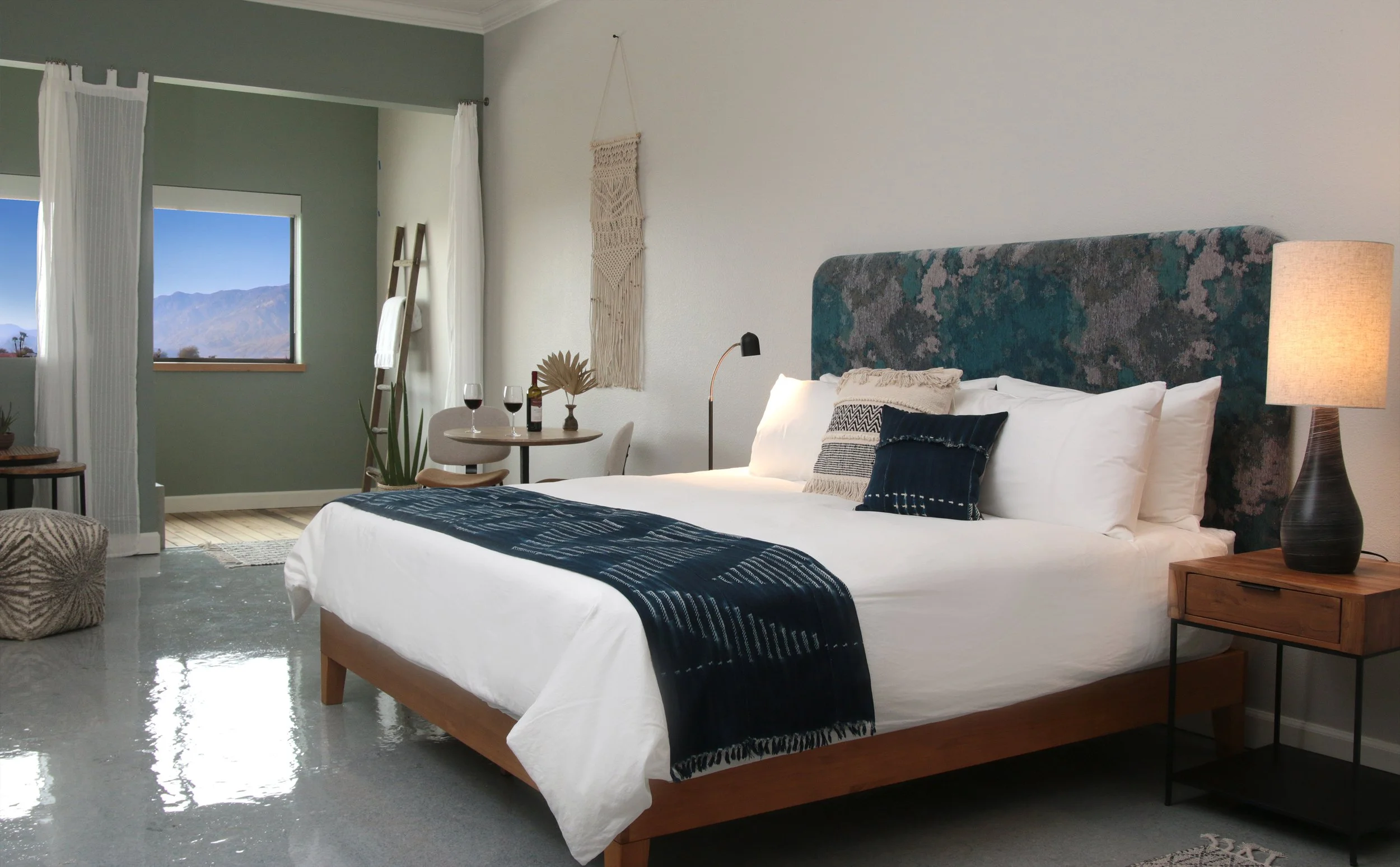 Spa Suite King Bed Room.jpg