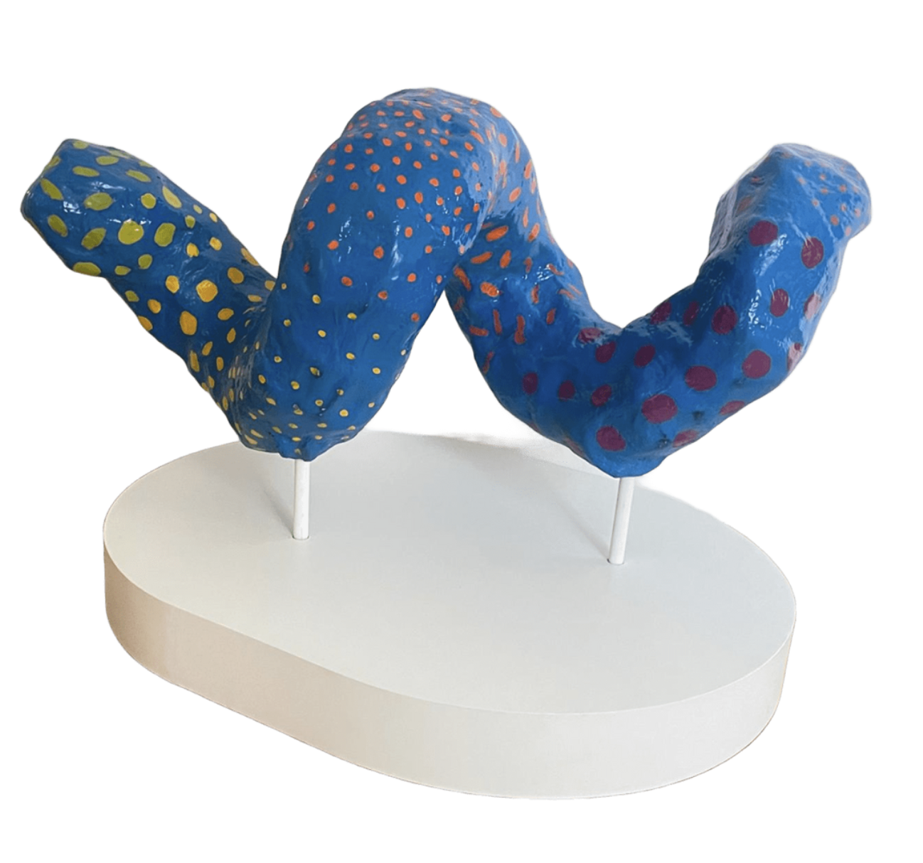 Vivus, 2024, 44.09 × 29.53 × 25.20 inches, Fiberglass with wooden base. Wooden base: 43.31 × 27.56 × 3.94 inches