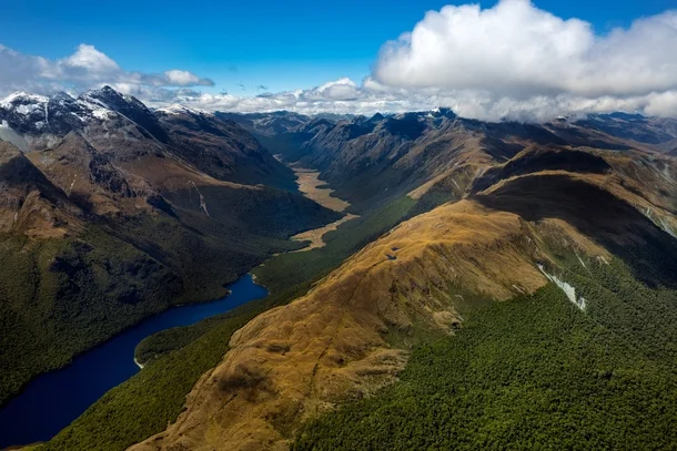 taken-from-a-helicopter-over-lake-mckeller-and-the-greenstone-river-fiordland-national-park-nz--58523.jpg