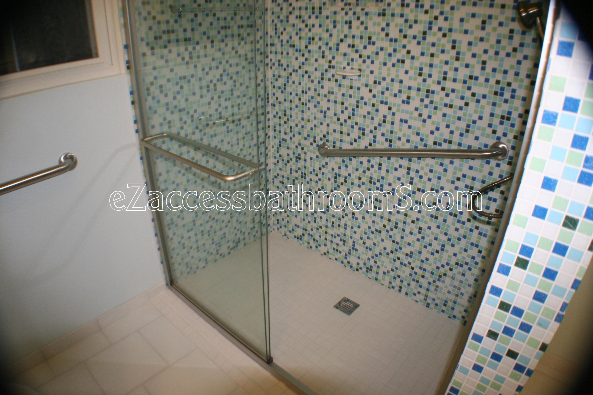 rollin shower ezaccessbathrooms.com 0038.JPG