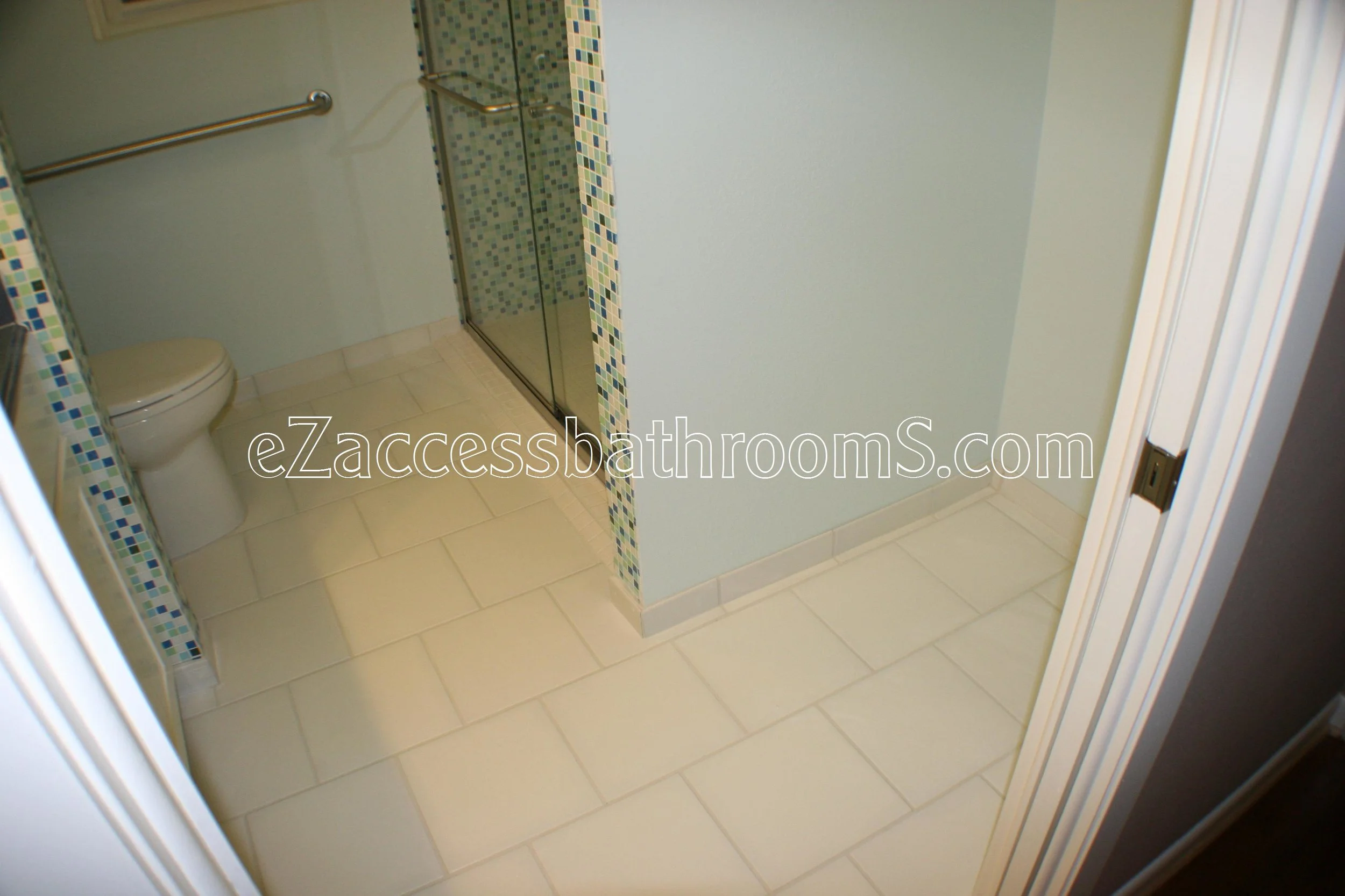 rollin shower ezaccessbathrooms.com 0029.JPG