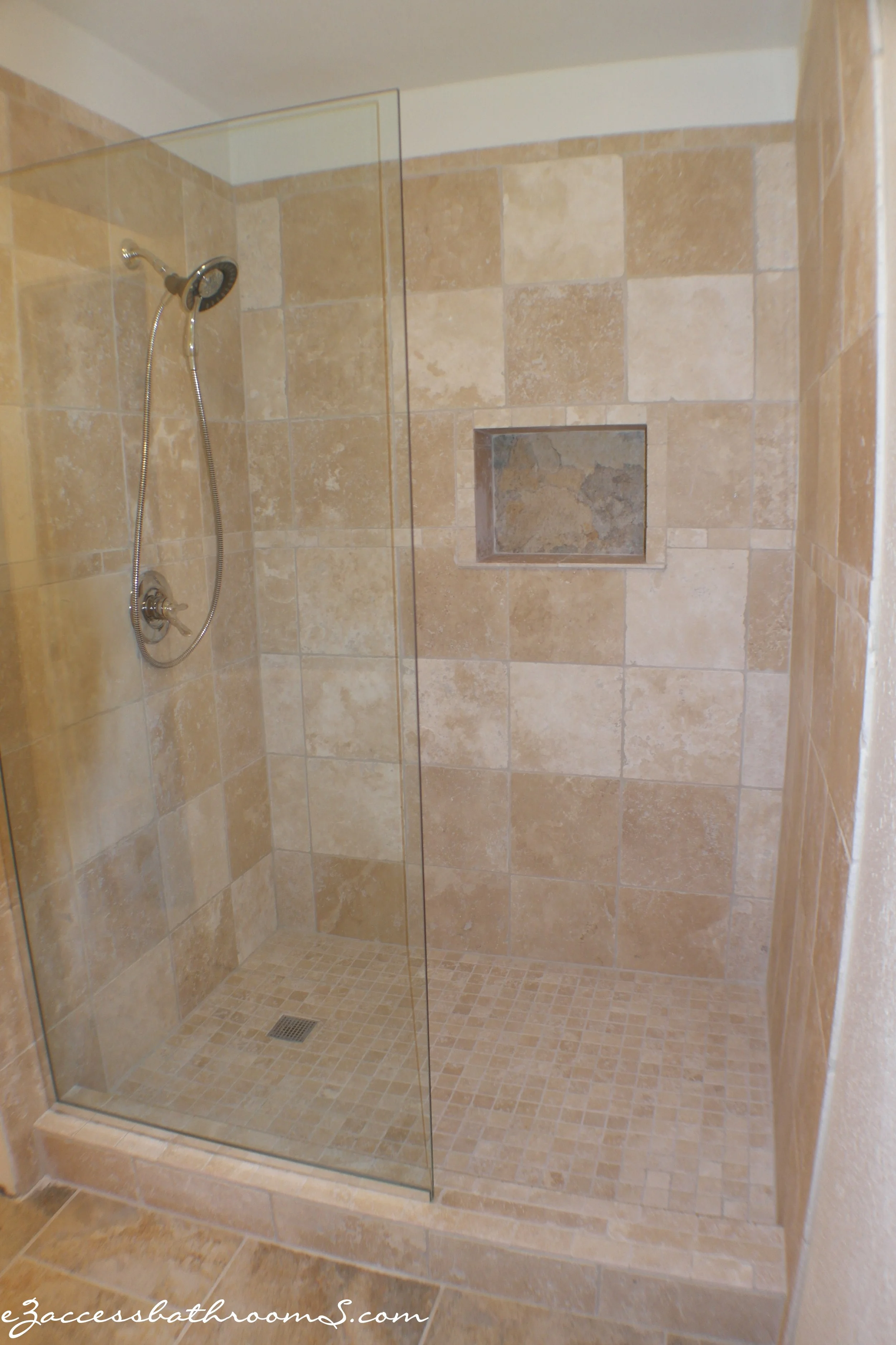 TUBTOSHOWER CONVERSION EZACCESSBATHROOMS.COM 8322028453 MASON 035.JPG