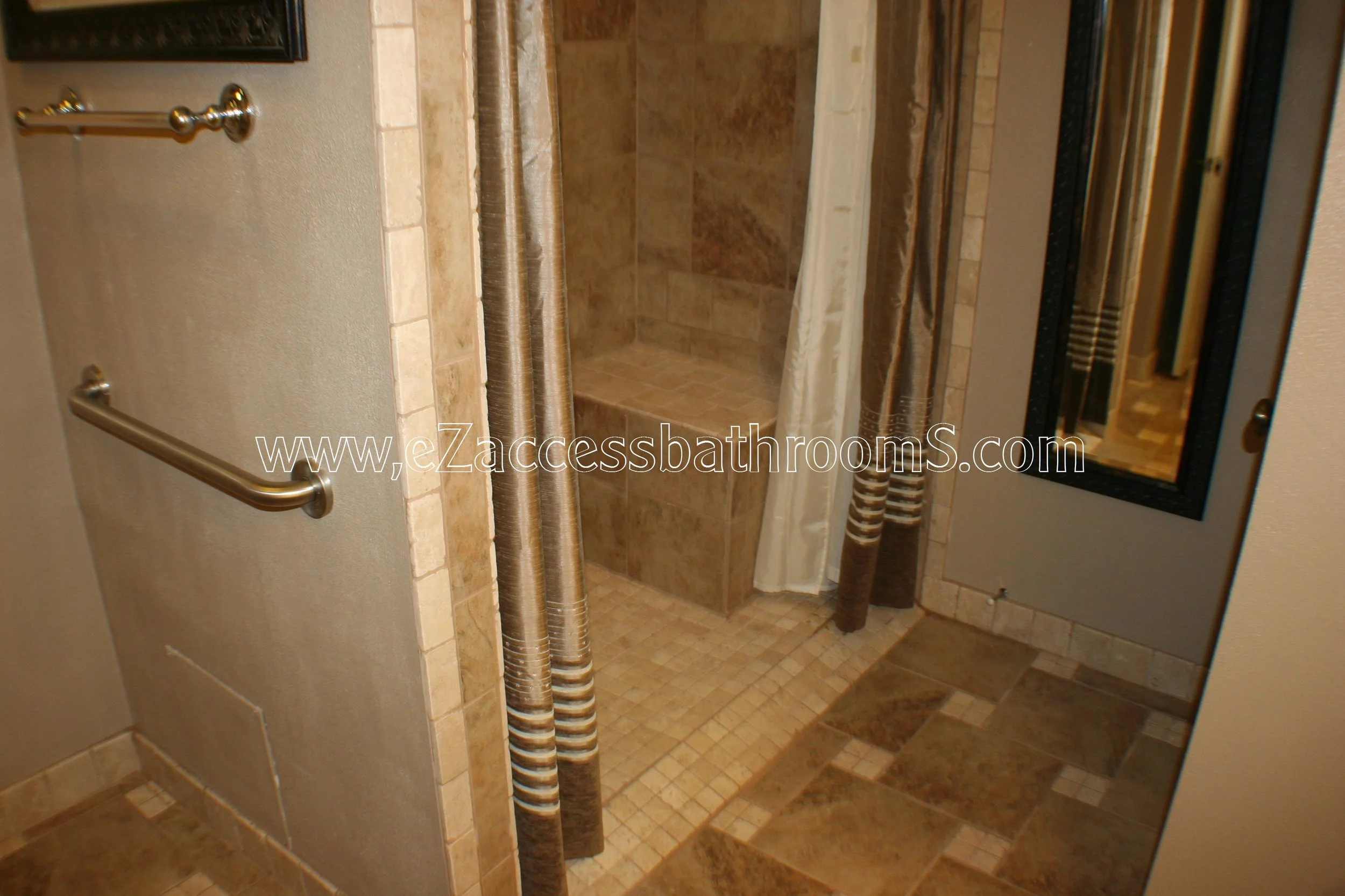 T2ROLL BUTTS 028.JPG