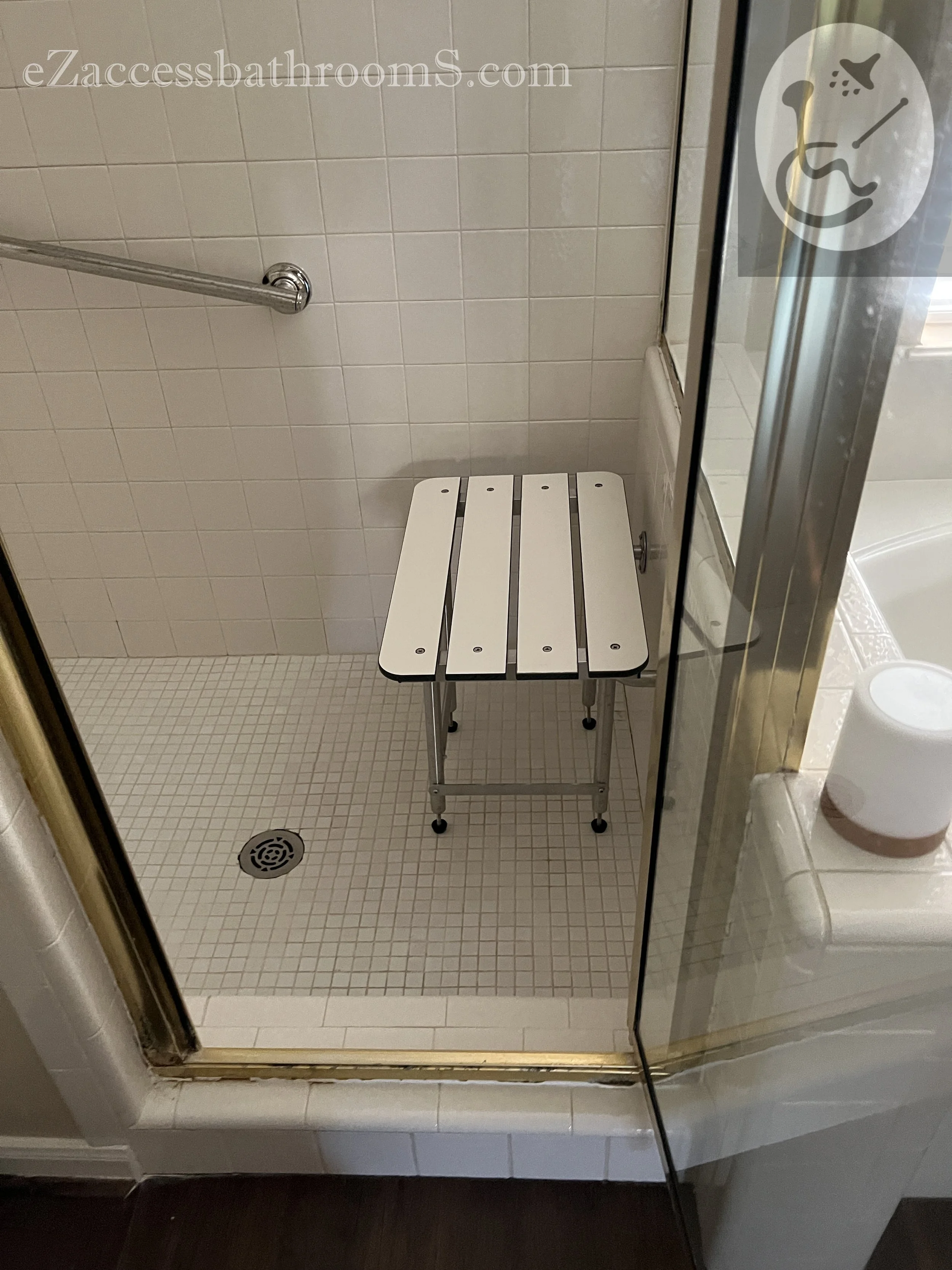 ezaccessbathrooms grab bar installations1027.JPG