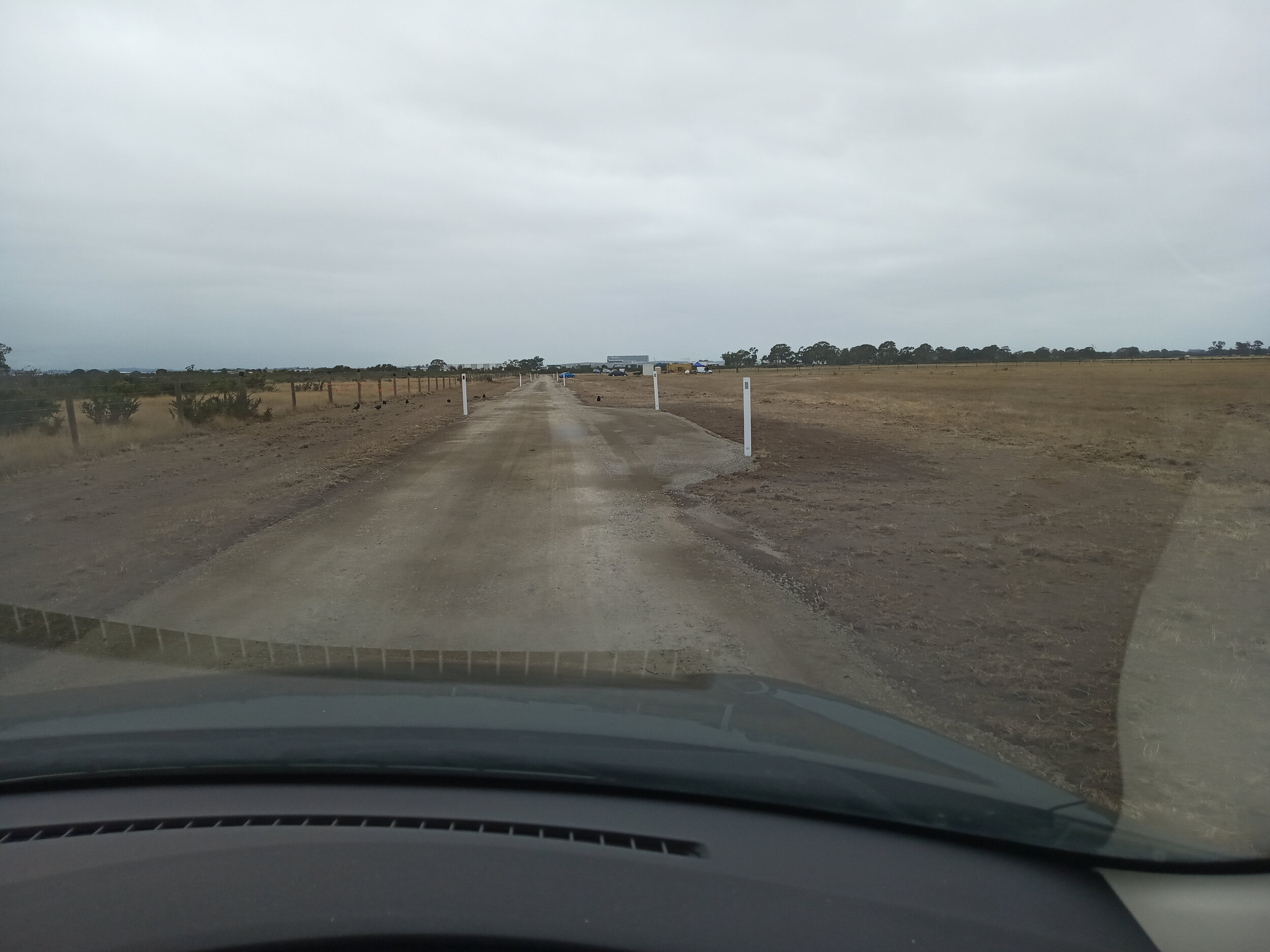  4/3  Civilmech have provided road markers to reduce the prospect of cars driving off and damaging the verges 