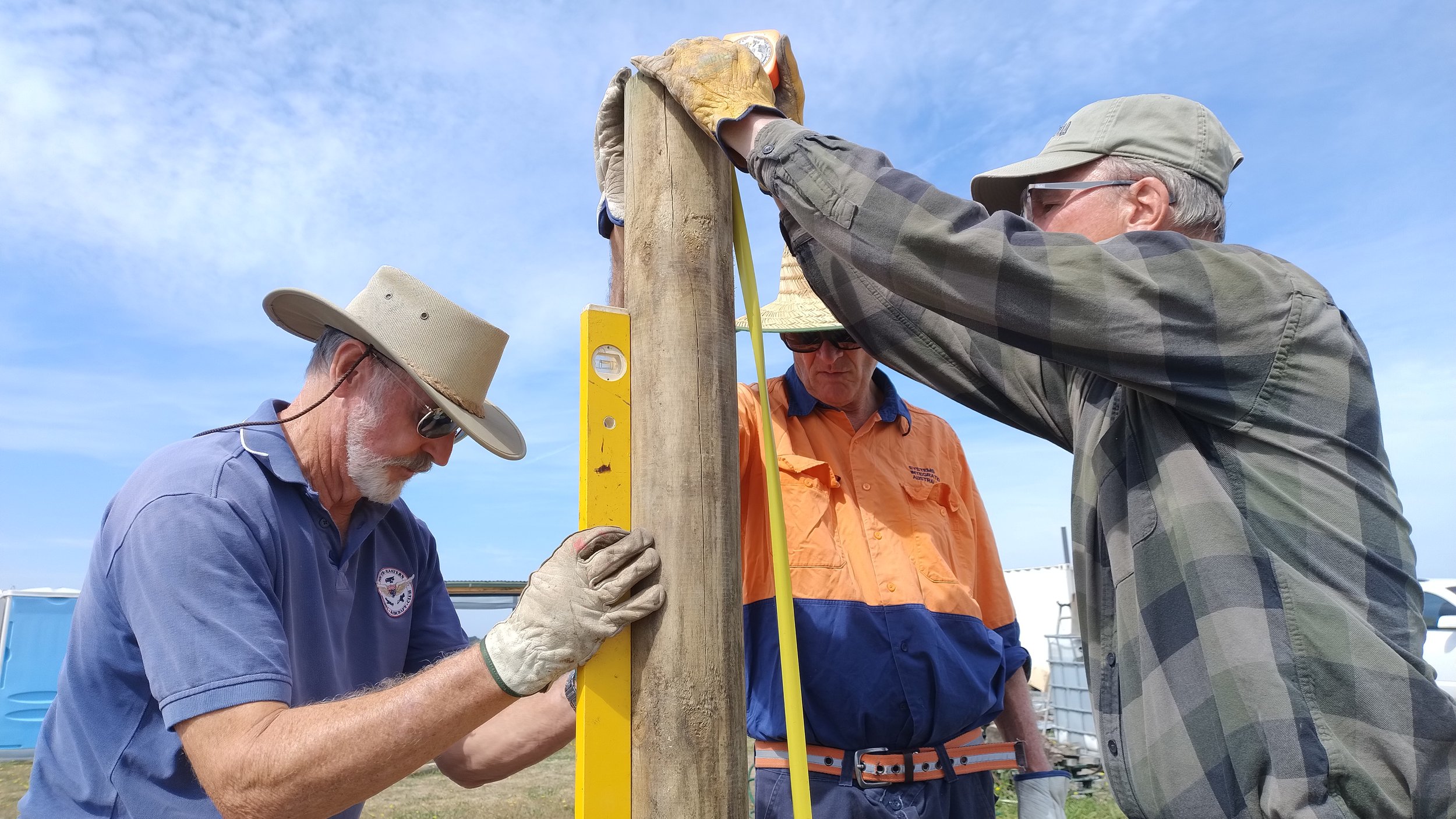  David, Bill and Chris at work on the new pissoir - 20/2/2024 