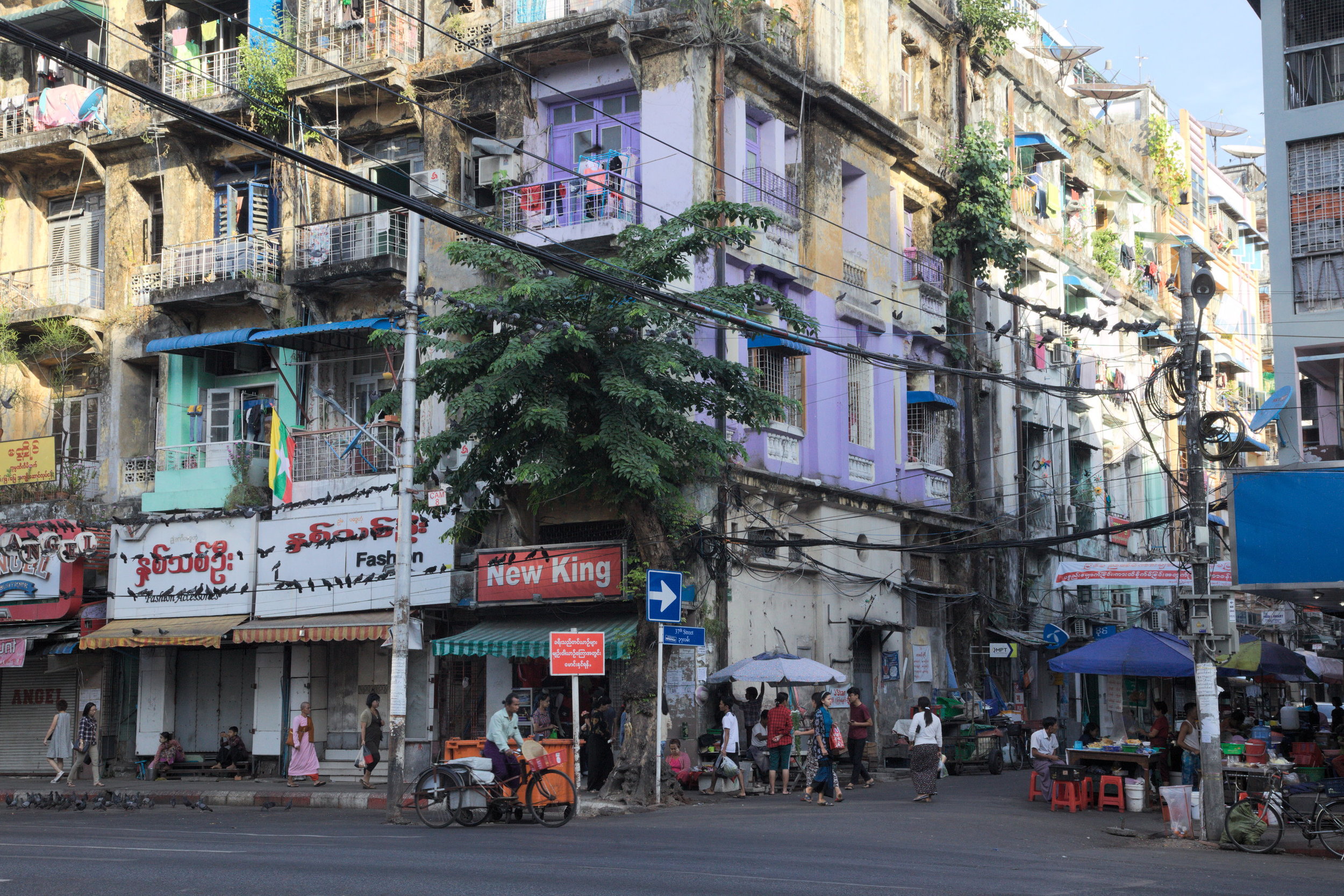  Yangon Colours 