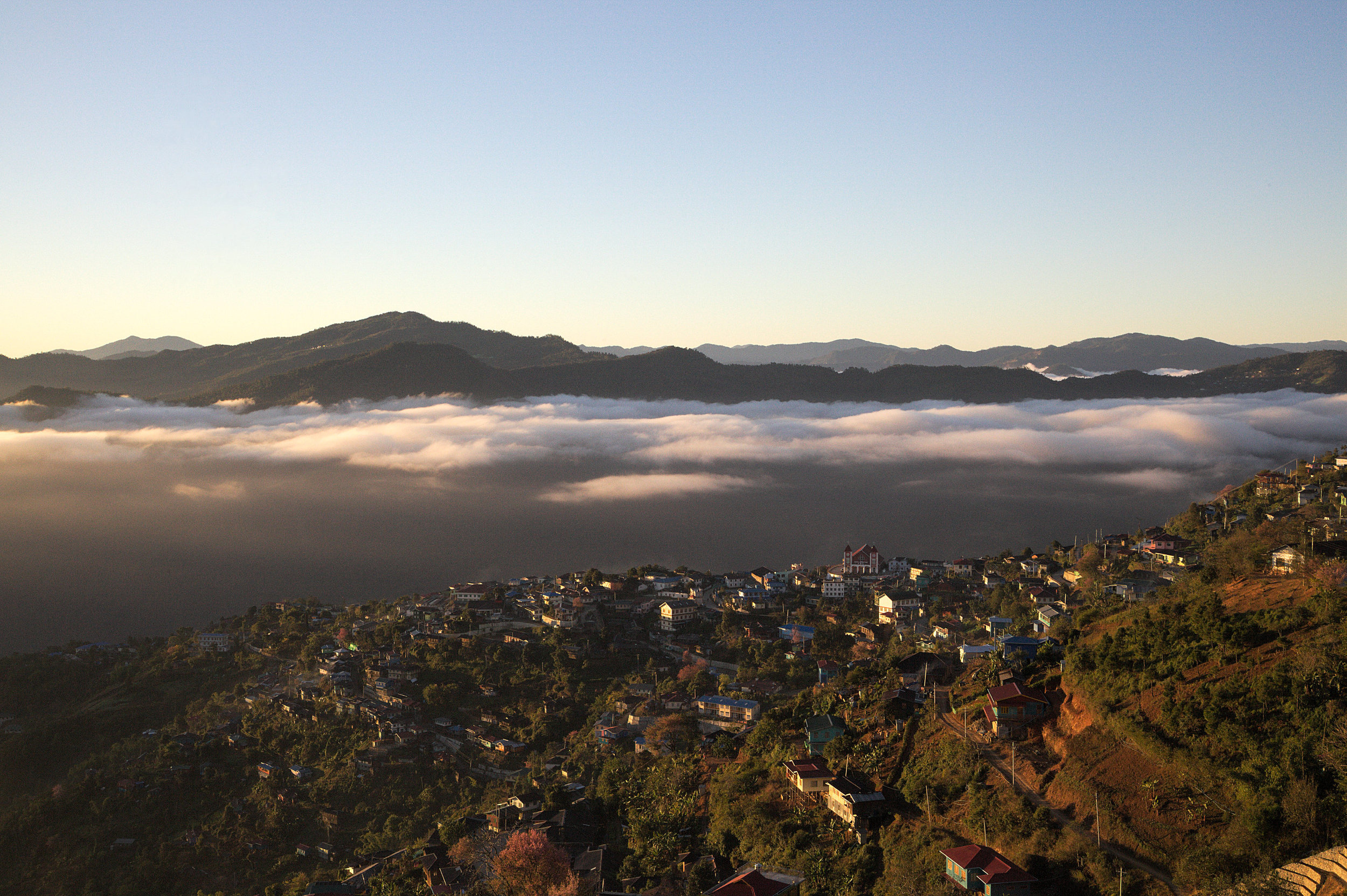  Falam at sunrise, Chin State 