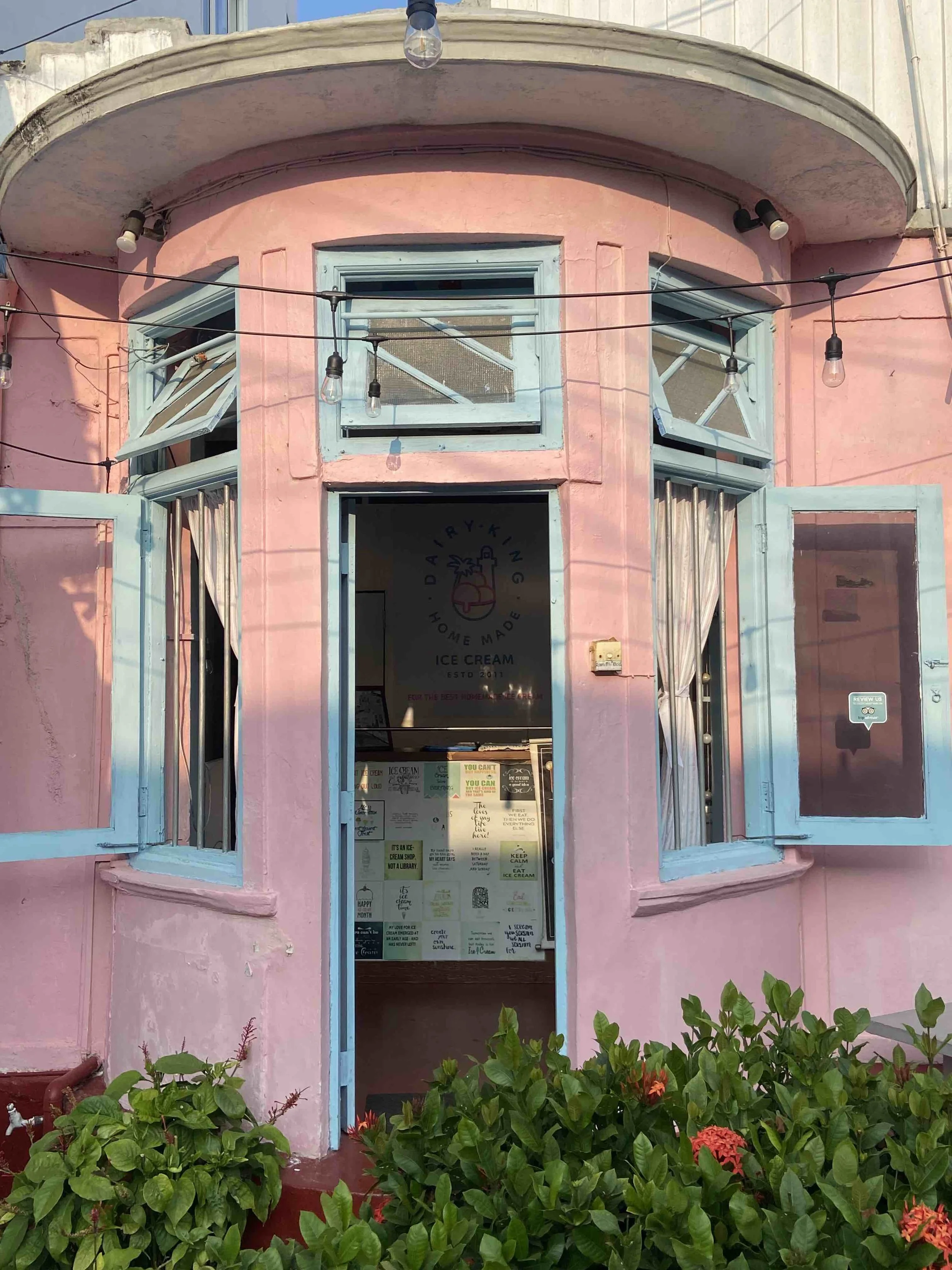 Architecture as Everyday Art | Galle 