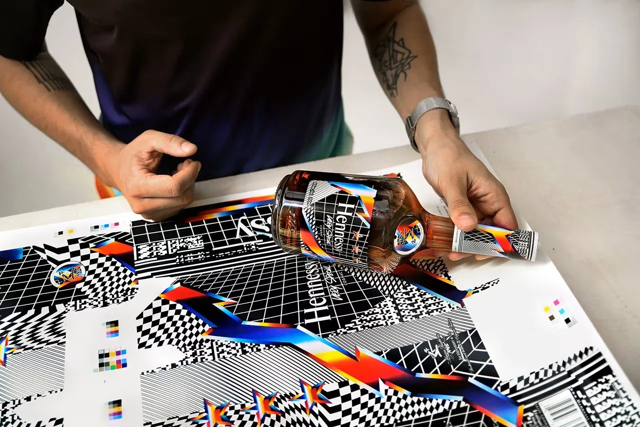 https___hypebeast.com_image_2019_06_felipe-pantone-hennessy-vs-collaboration-2.jpeg