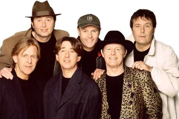 The-Dark-Blues-Famous-Friends-The-Hollies.jpg